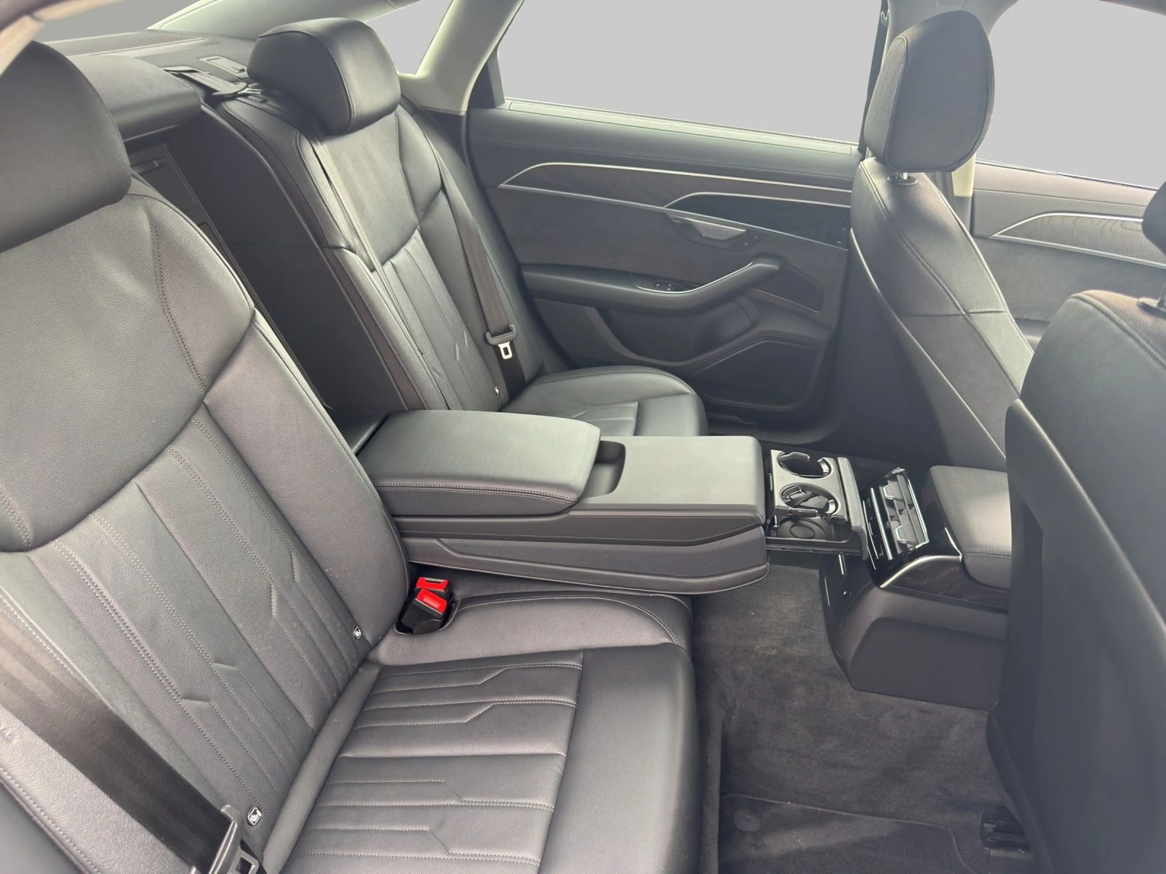 Audi A8 50 TDI Q HD-MATRIX KAMERA VIRTUAL LM18 — photo 6