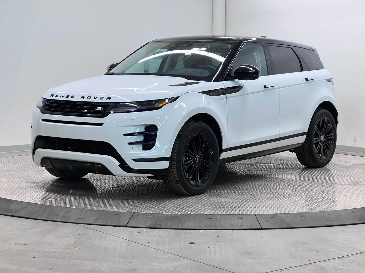 2025 Land Rover Range Rover Evoque