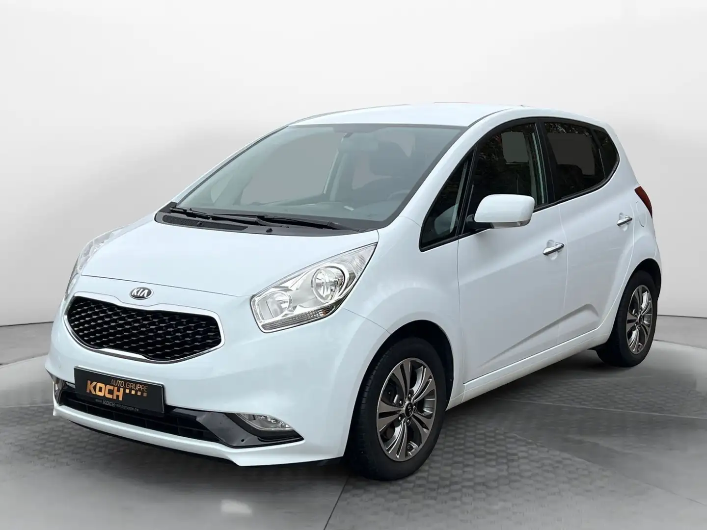 Kia Venga 1.4 UEFA Euro 2016 Weiß - 2