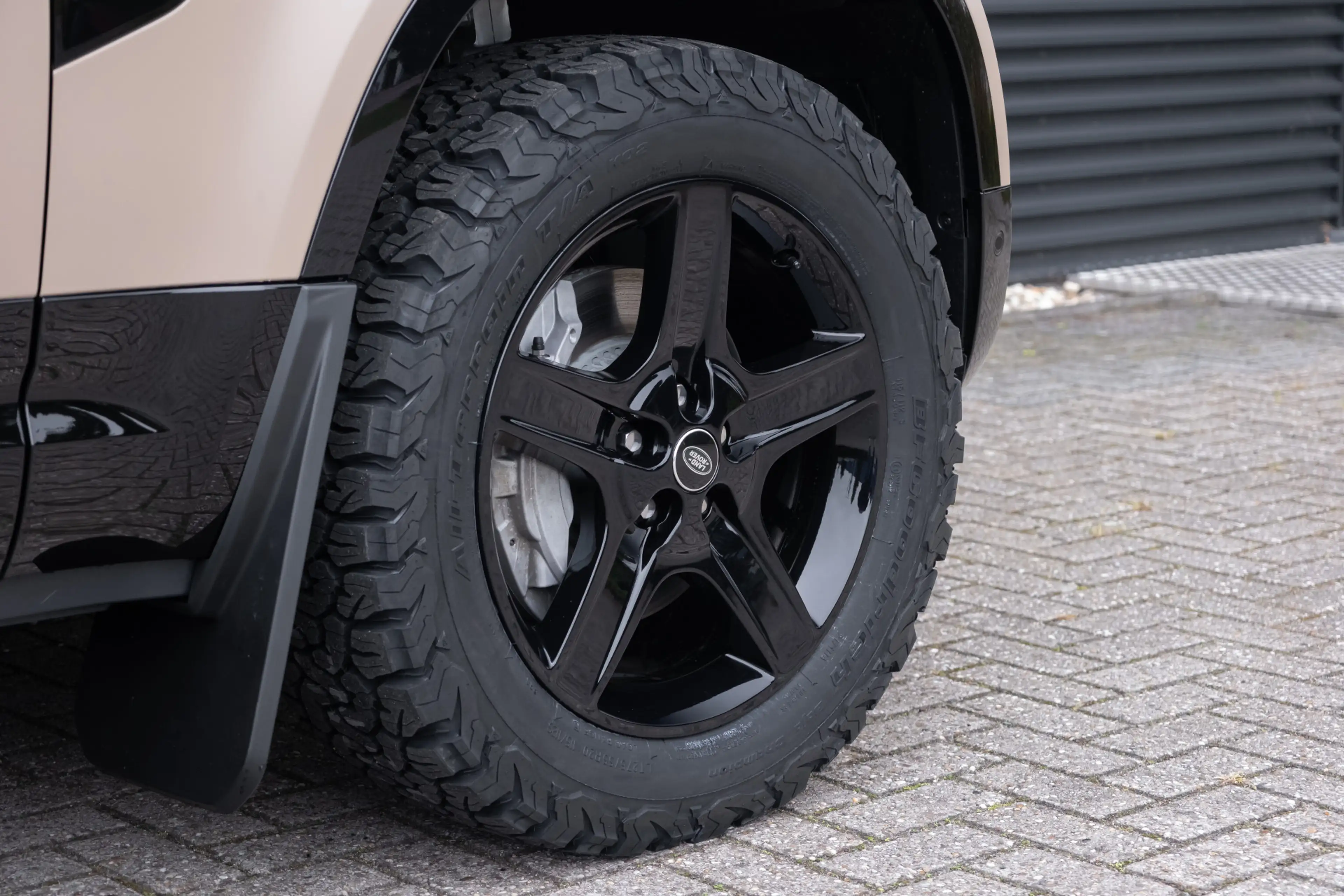 Land Rover Defender P300e 110 Sahara X SE | HNP € 131.300 | Uniek | Im — photo 49