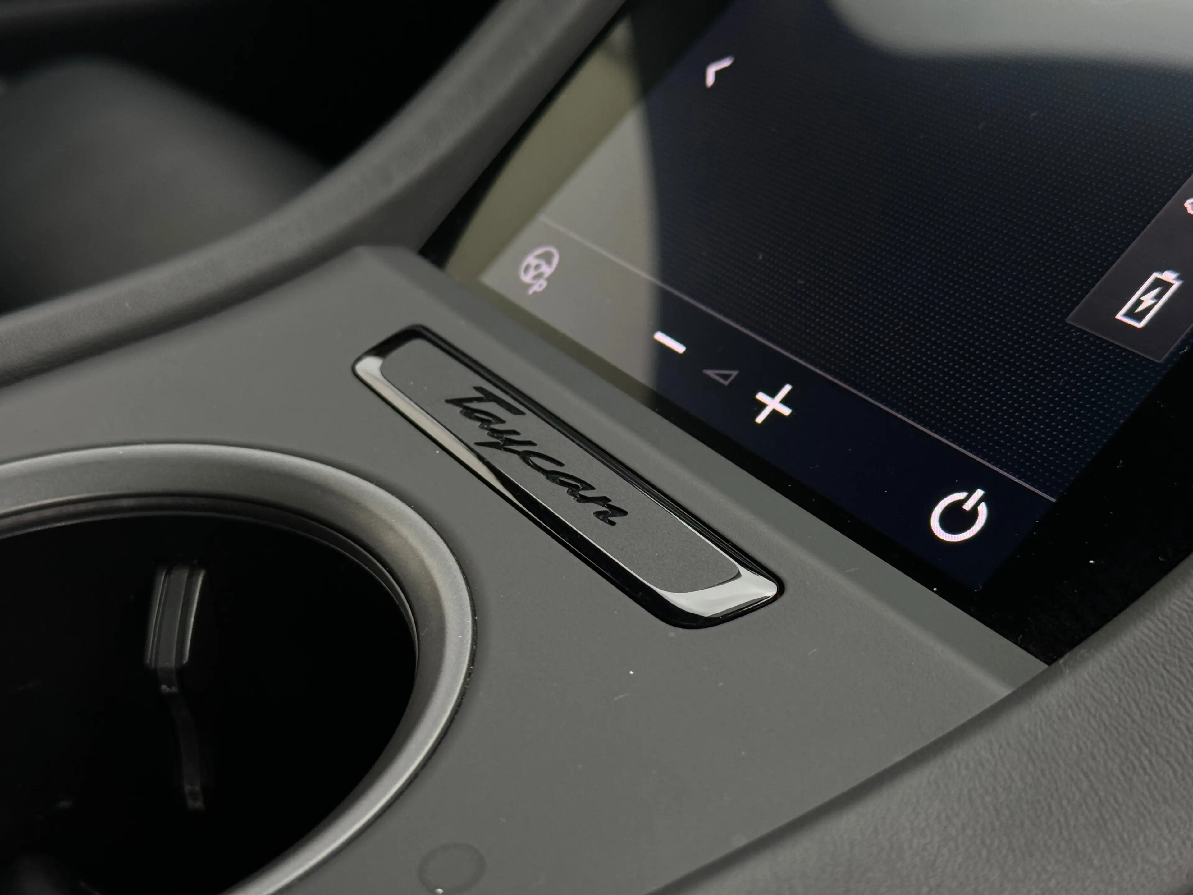 Porsche Taycan 4S Sport Turismo - New model — photo 14