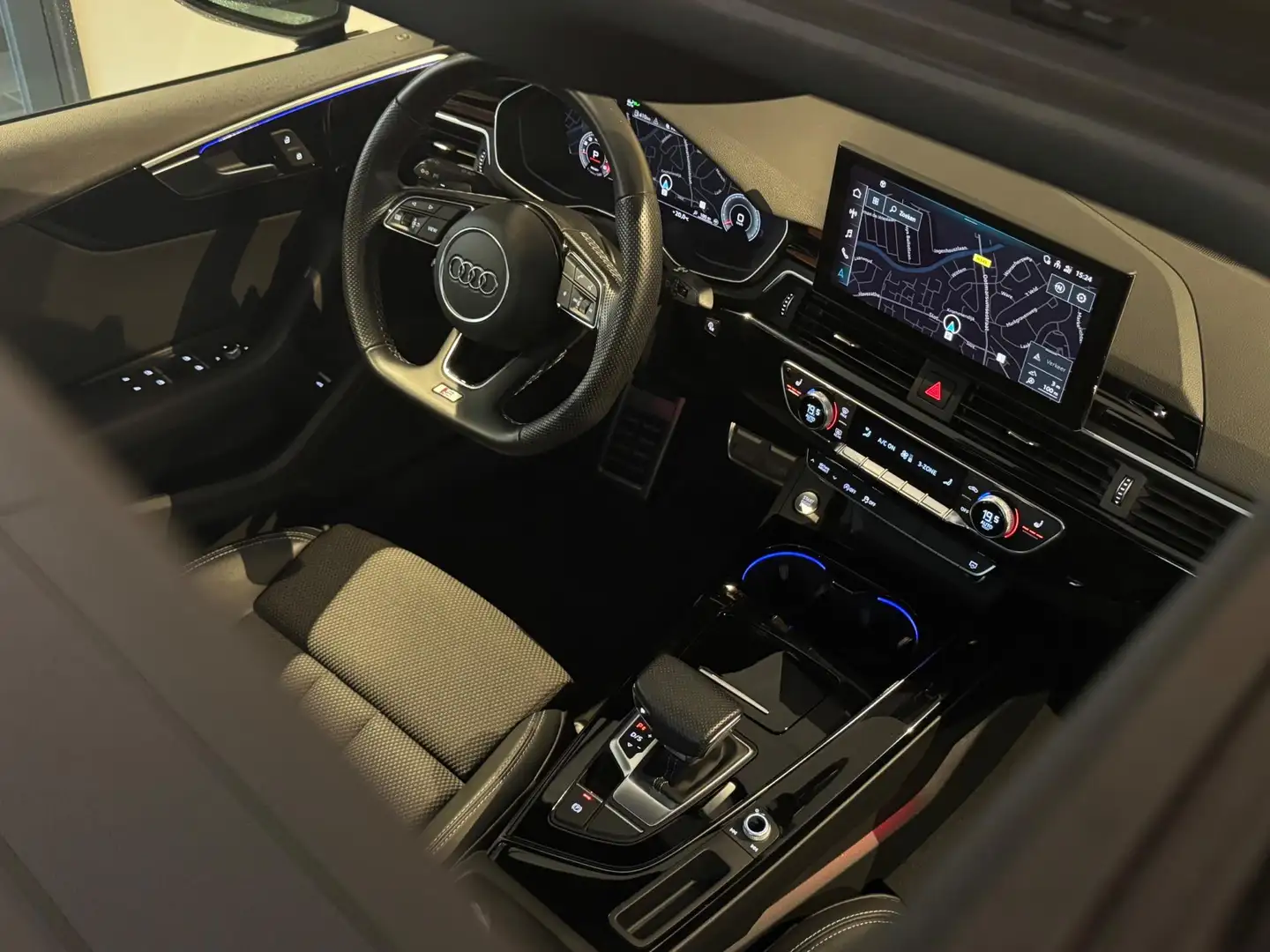 Audi A5 Sportback 40 TFSI Competition 3 x S-LINE|PANO|MATR Grau - 2