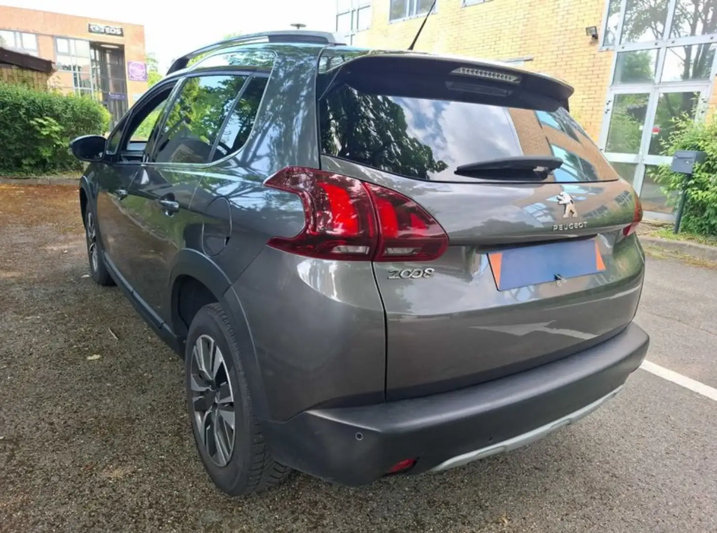 Peugeot 2008 2008 1.5 bluehdi Allure s UFFICIALE PEUGEOT Grigio - 2