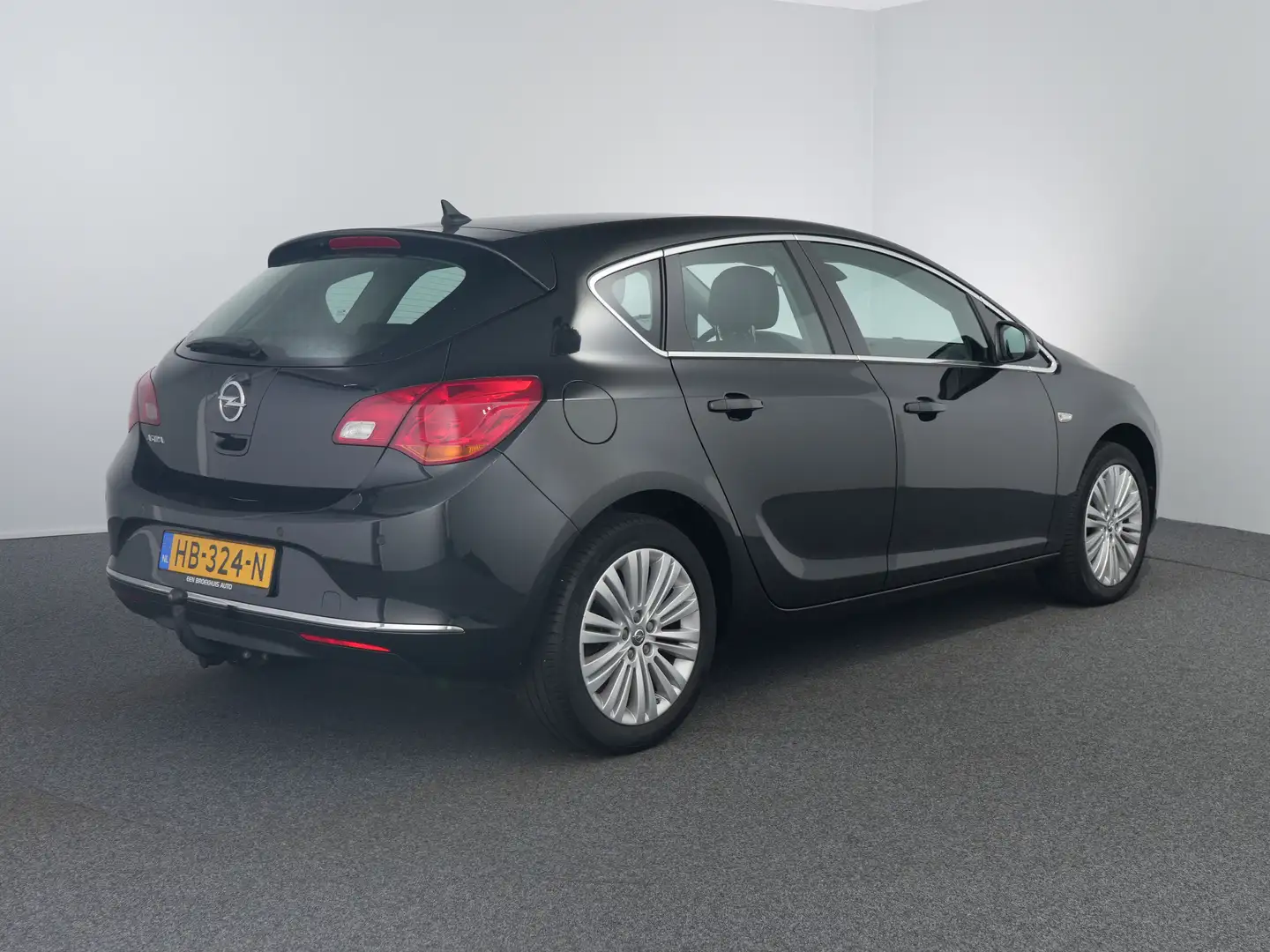 Opel Astra | Airco (handmatig) | Lichtmetalen velgen 17" | Na - 2