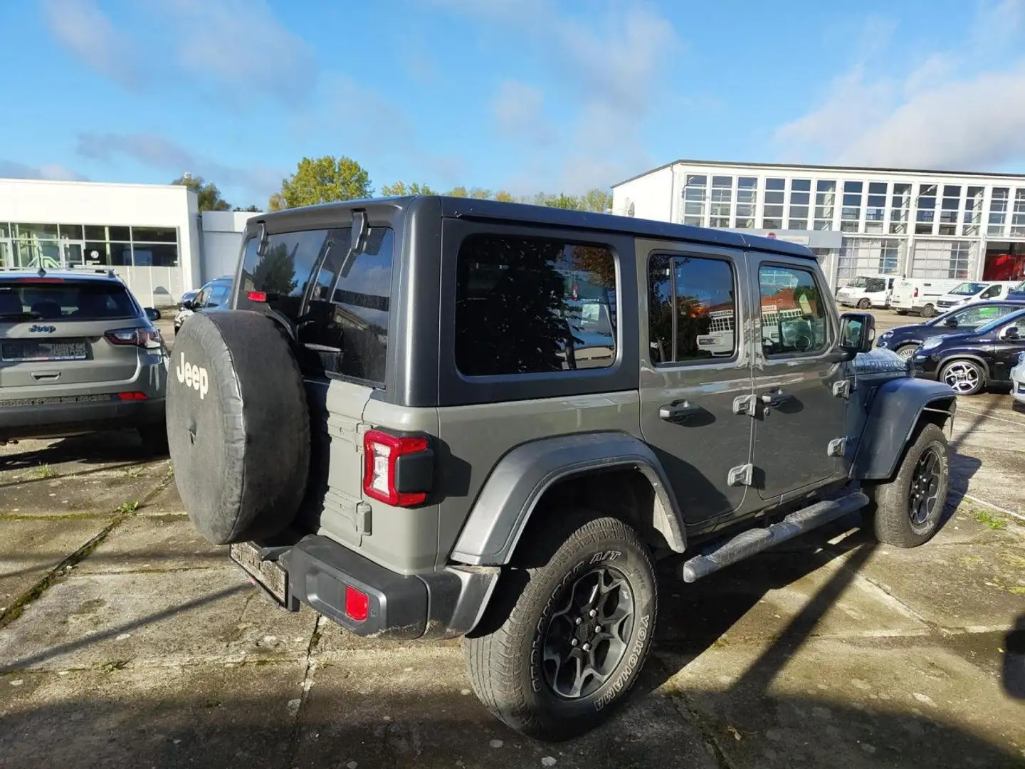 Jeep Wrangler 2.0 T-GDI AWD Rubicon PHEV Bluetooth Navi LED Grau - 2