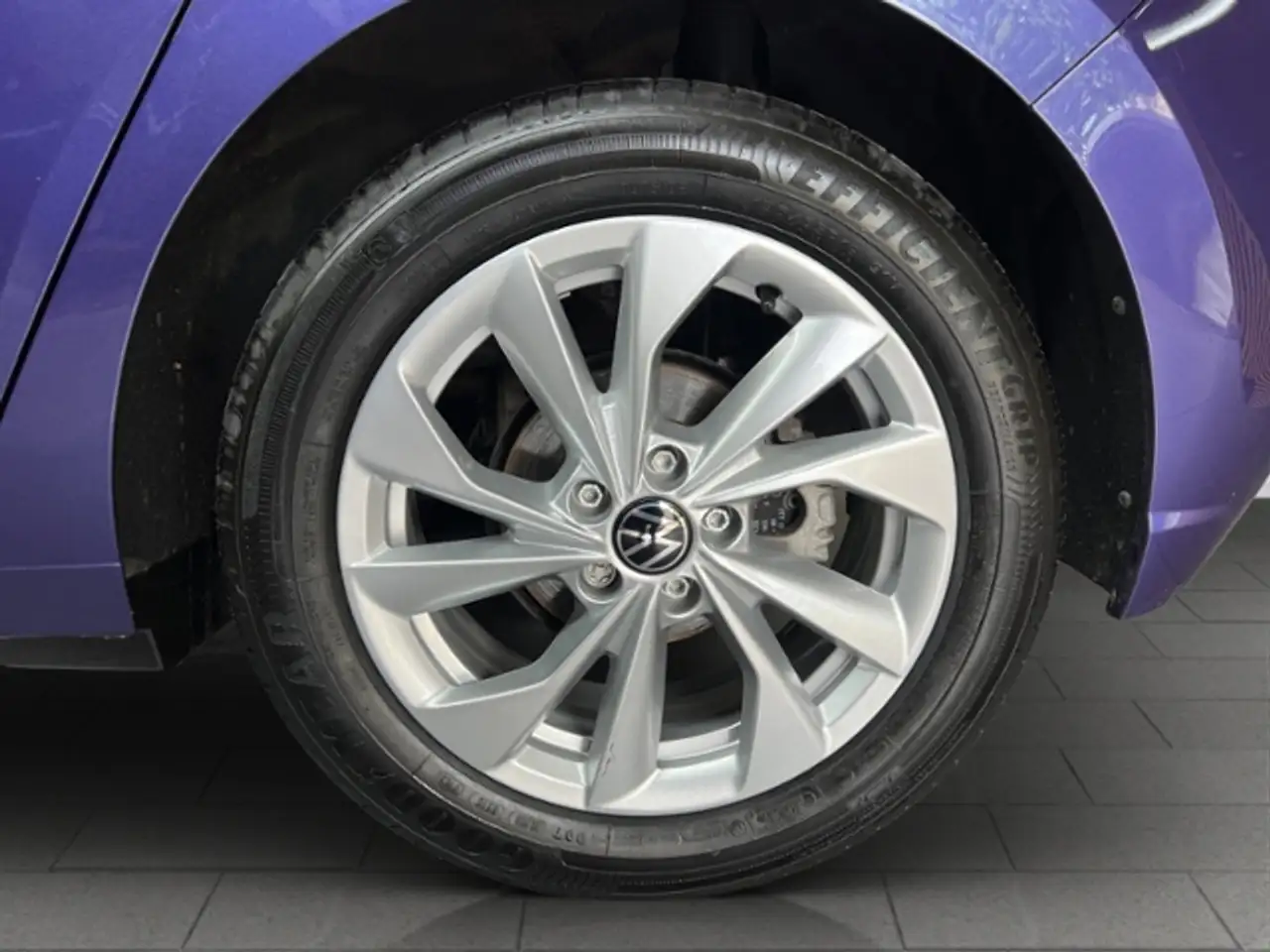 Volkswagen Polo 1.0 TSI Style+LED+NAVI+PANO+AHK+APP-CONNECT 19