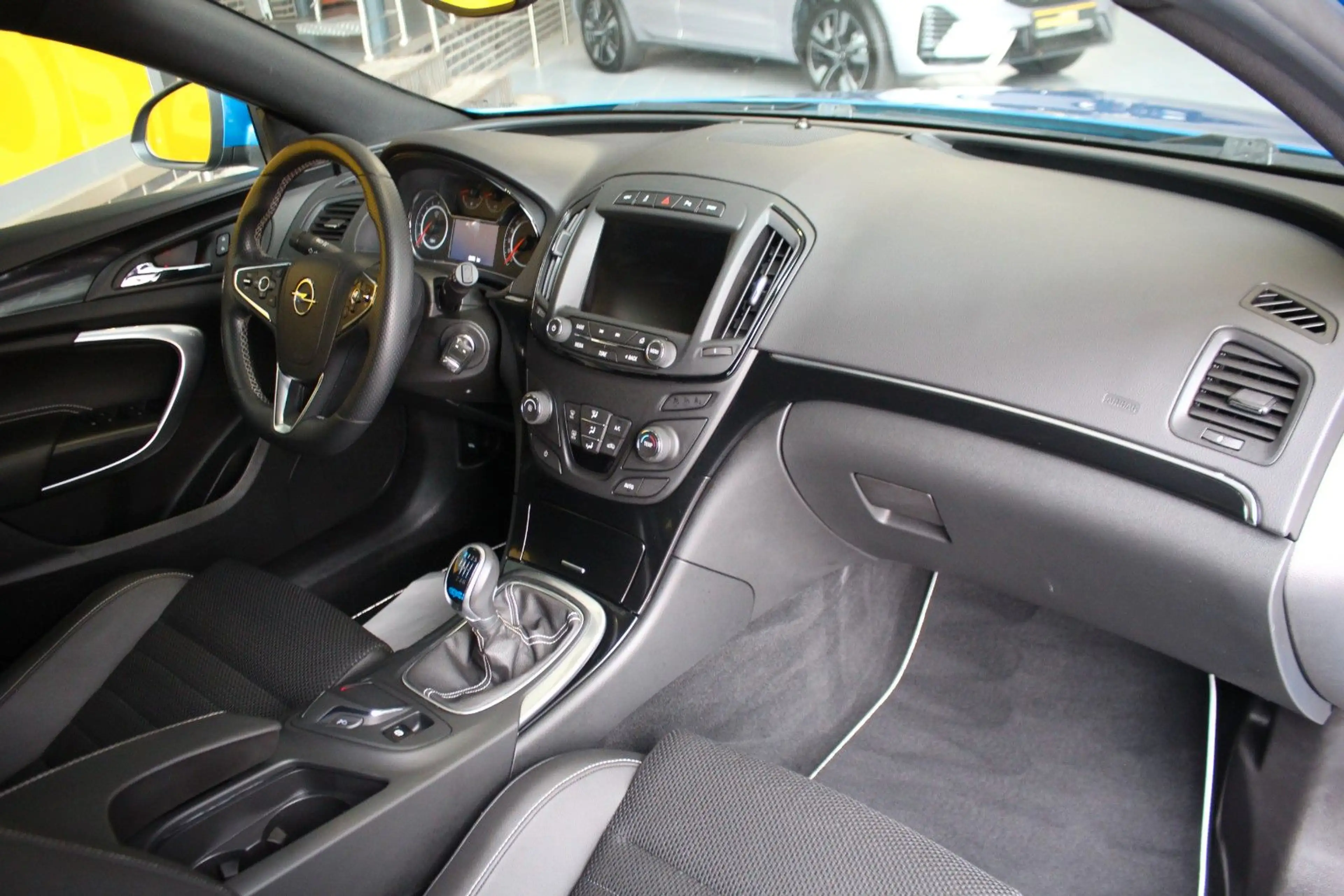 Opel Insignia A Sports Tourer OPC 4x4 Recaro Kamera — photo 5