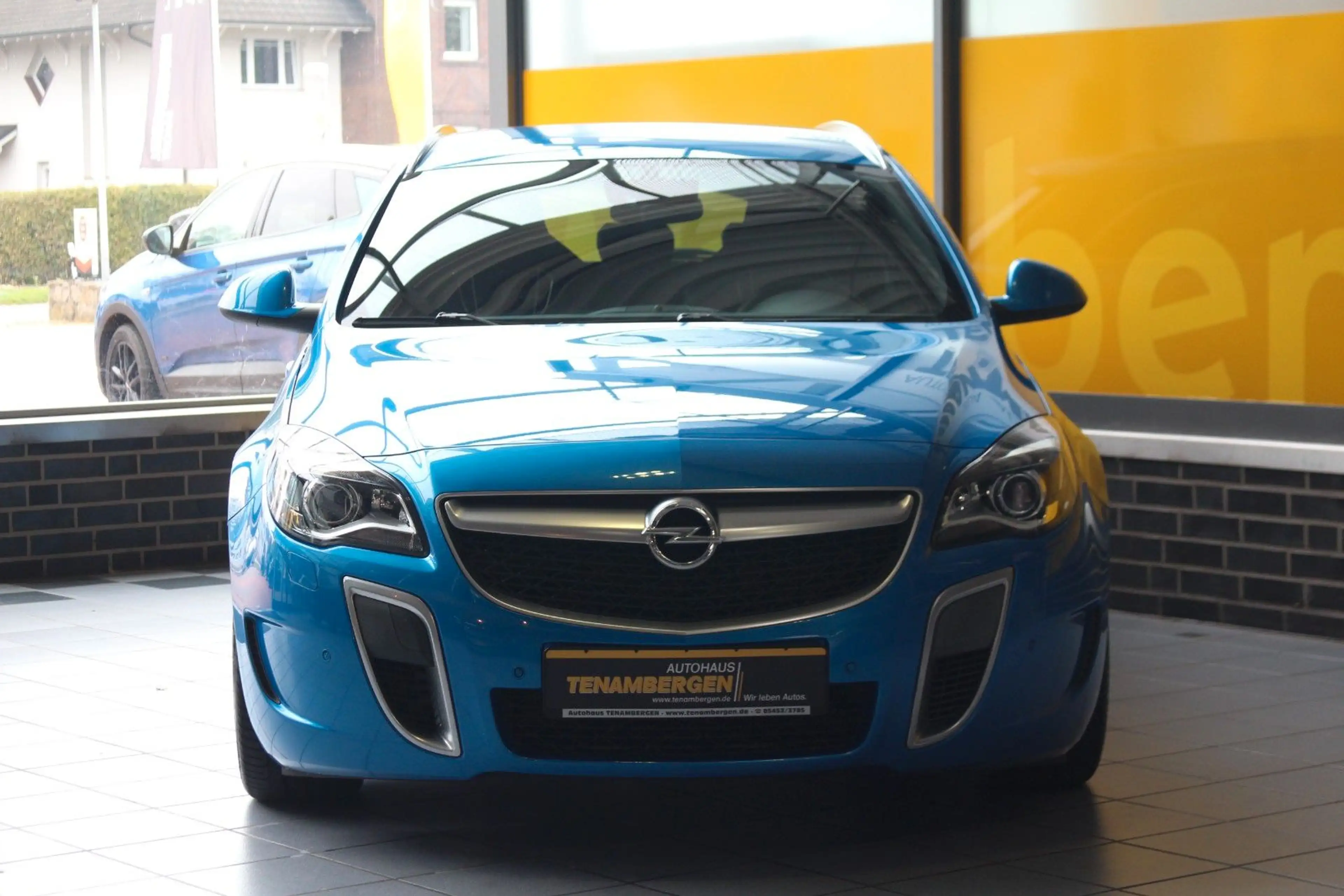 Opel Insignia A Sports Tourer OPC 4x4 Recaro Kamera — photo 3