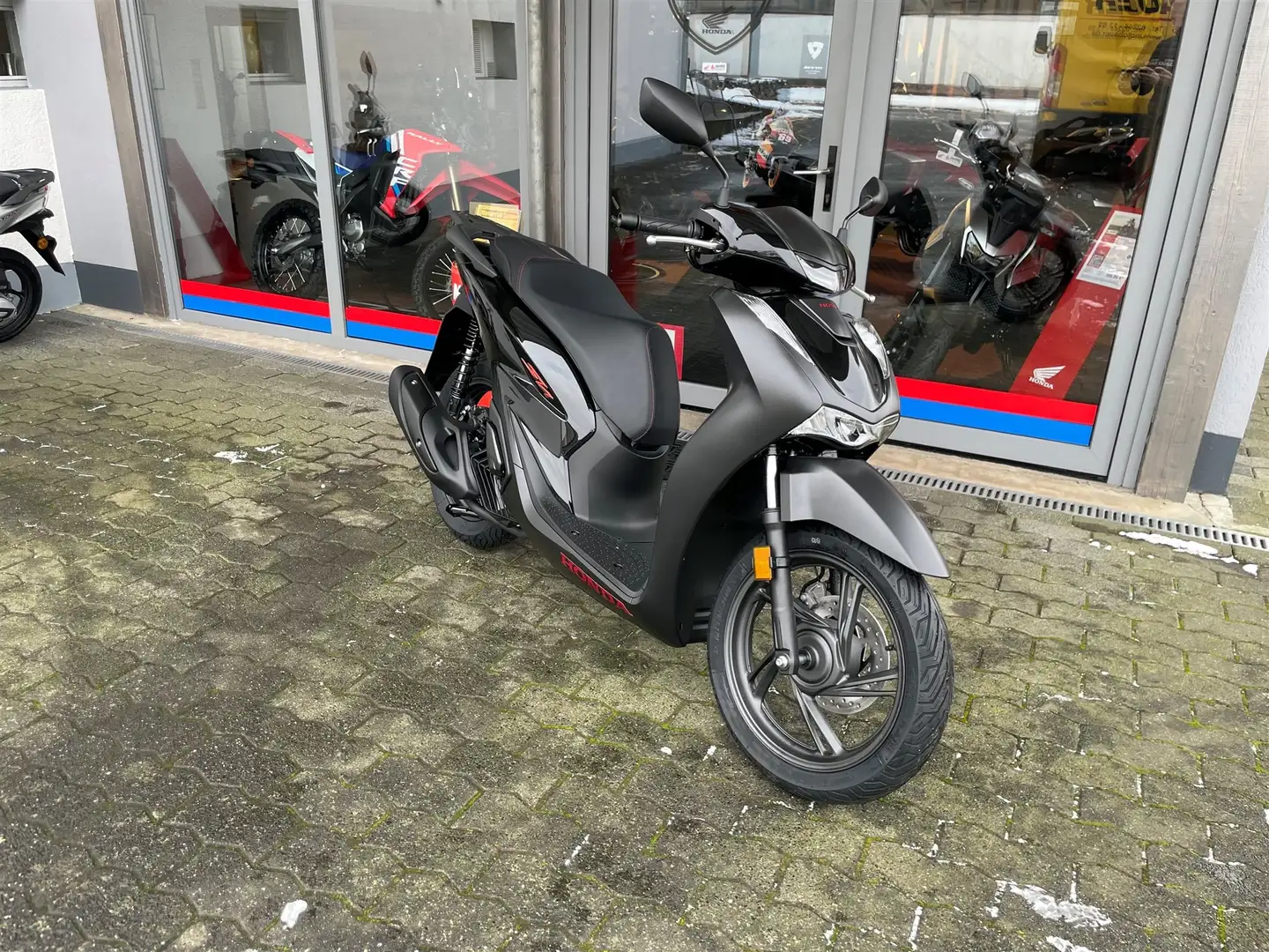 Honda SH 125 Negro - 2