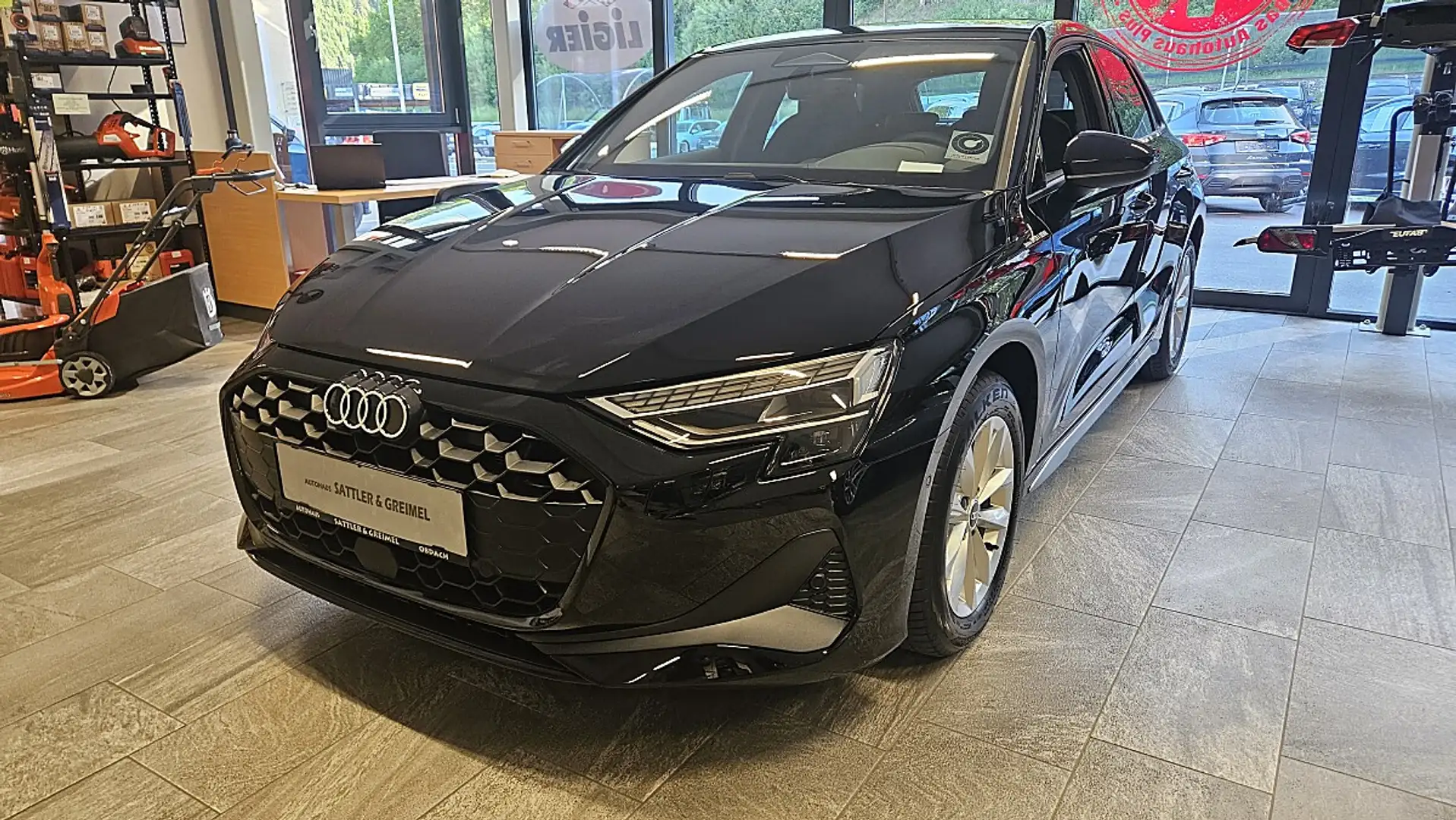 Audi A3 SB 35 TFSI Schwarz - 1
