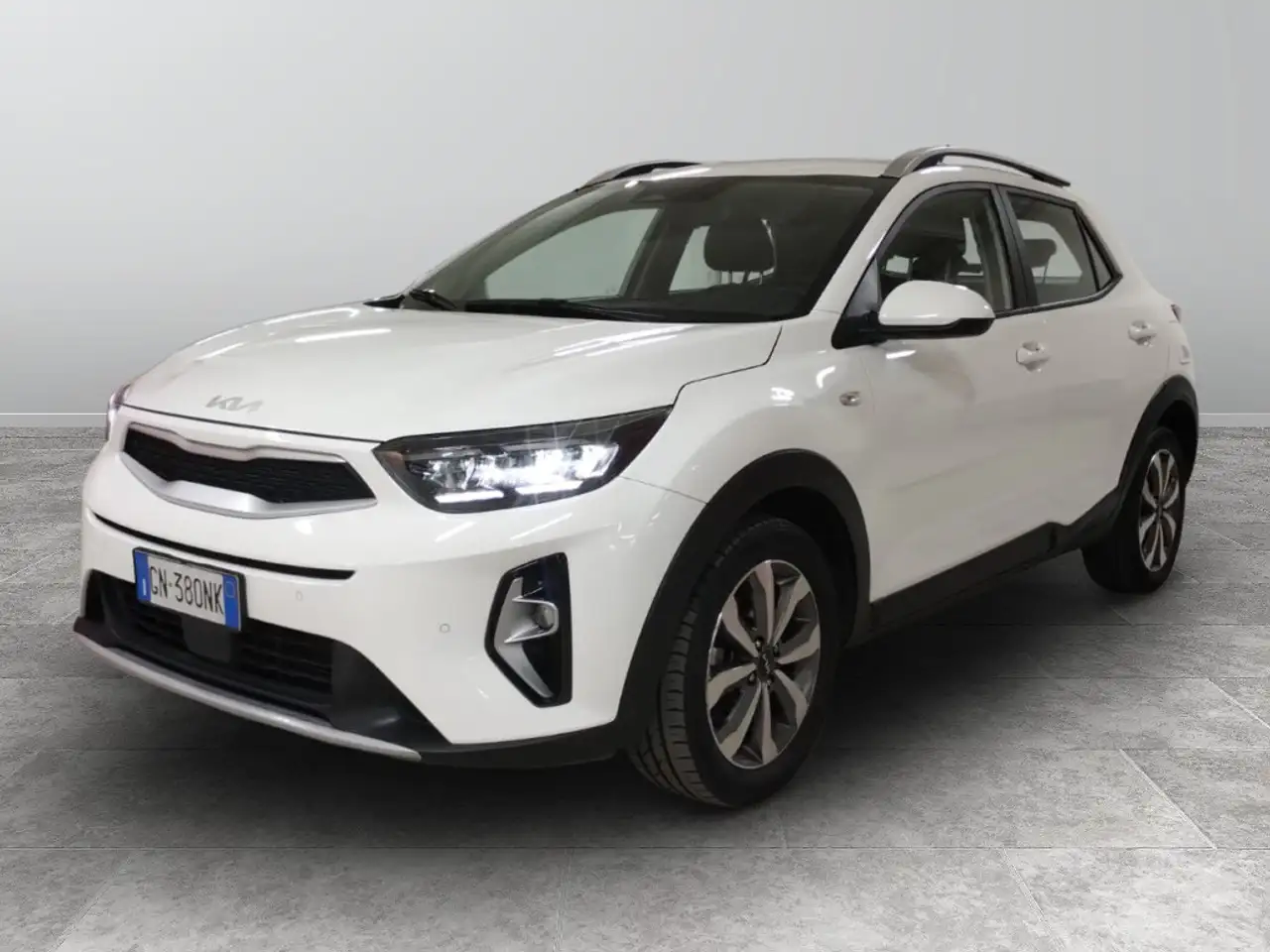 Kia Stonic 1.2 DPi GPL Urban Techno&Design Pack 7