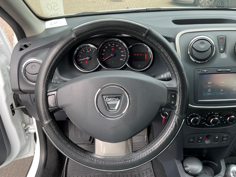 Dacia Sandero Stepway Prestige 1.5 DCI BT NAVI Kamera — photo 14