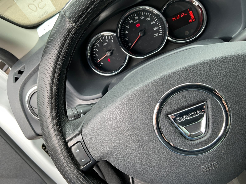 Dacia Sandero Stepway Prestige 1.5 DCI BT NAVI Kamera — photo 23
