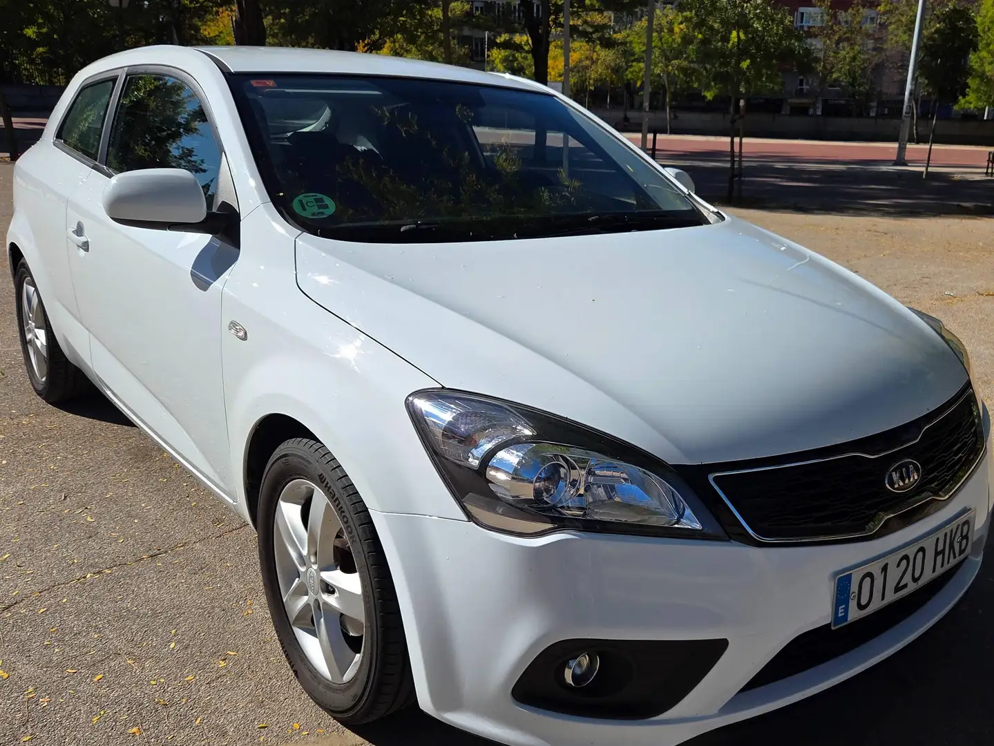 Kia ProCeed / pro_cee'd Pro_Cee´d 1.4 Drive Plus 105 Drive Plus Blanco - 1