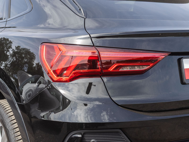 Audi Q3 S line 35TFSI Navi LED CarPlay GRA — photo 10