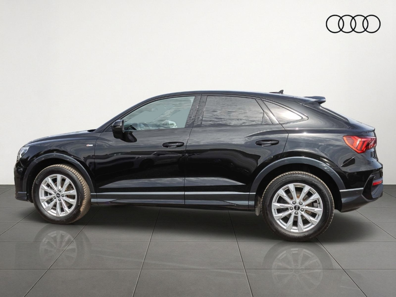 Audi Q3 S line 35TFSI Navi LED CarPlay GRA — photo 5