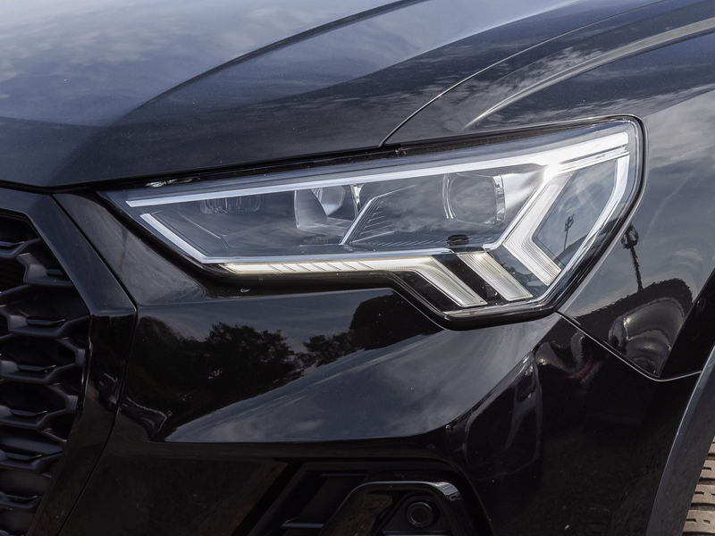 Audi Q3 S line 35TFSI Navi LED CarPlay GRA — photo 11