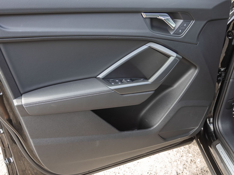 Audi Q3 S line 35TFSI Navi LED CarPlay GRA — photo 13