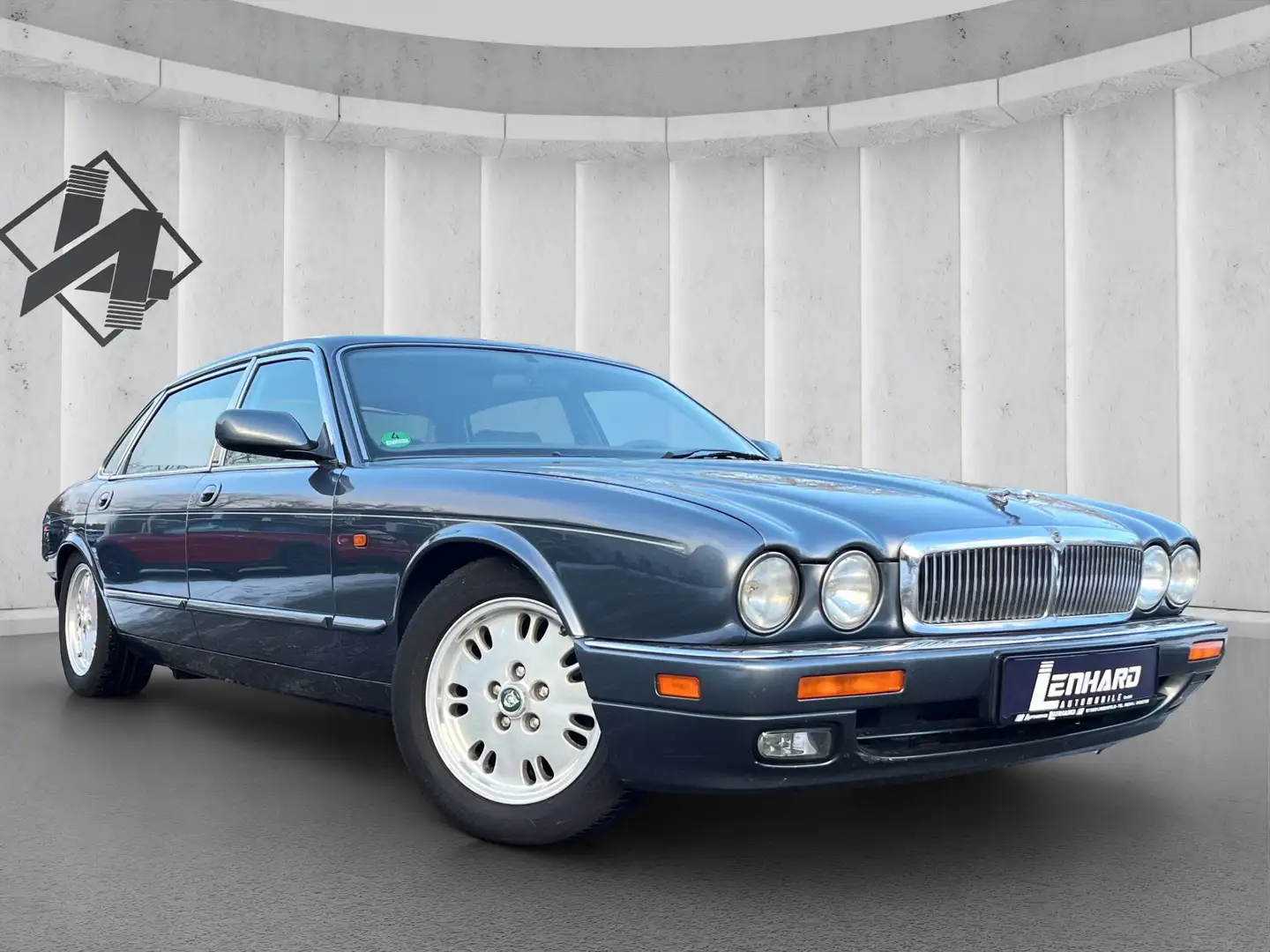 Jaguar XJ X300 LWB**Standheizung**EIN ECHTER JAGUAR** Bleu - 1