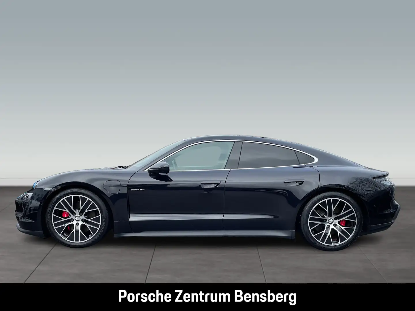 Porsche Taycan 4S Schwarz - 2