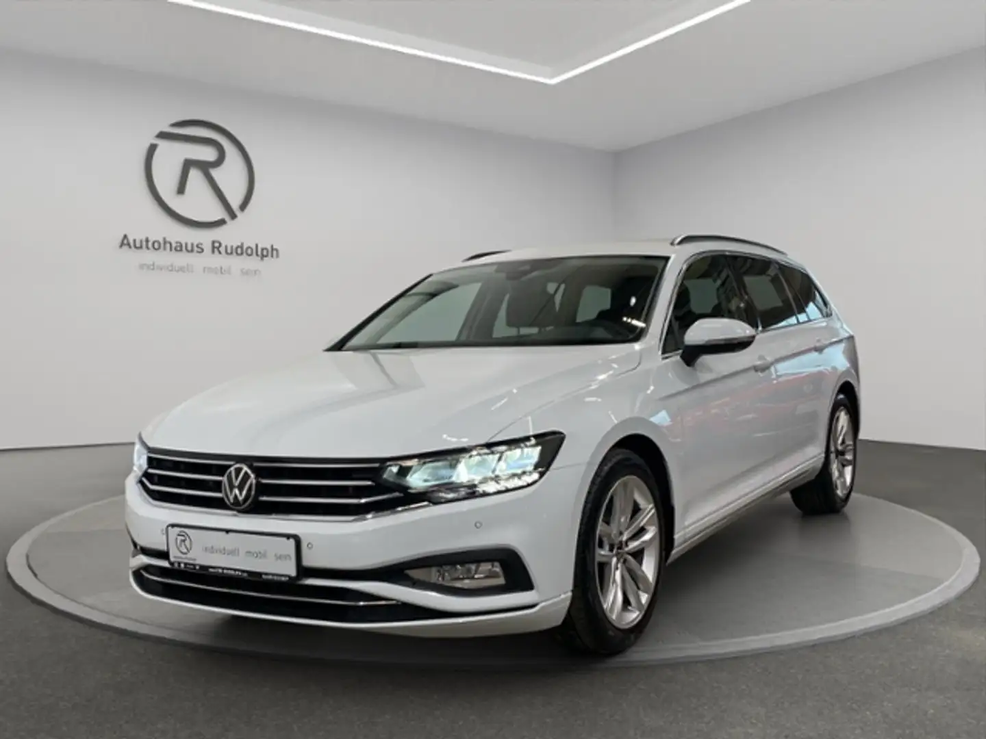 Volkswagen Passat Variant 1.5 TSI DSG Business / Navi LED Weiß - 2