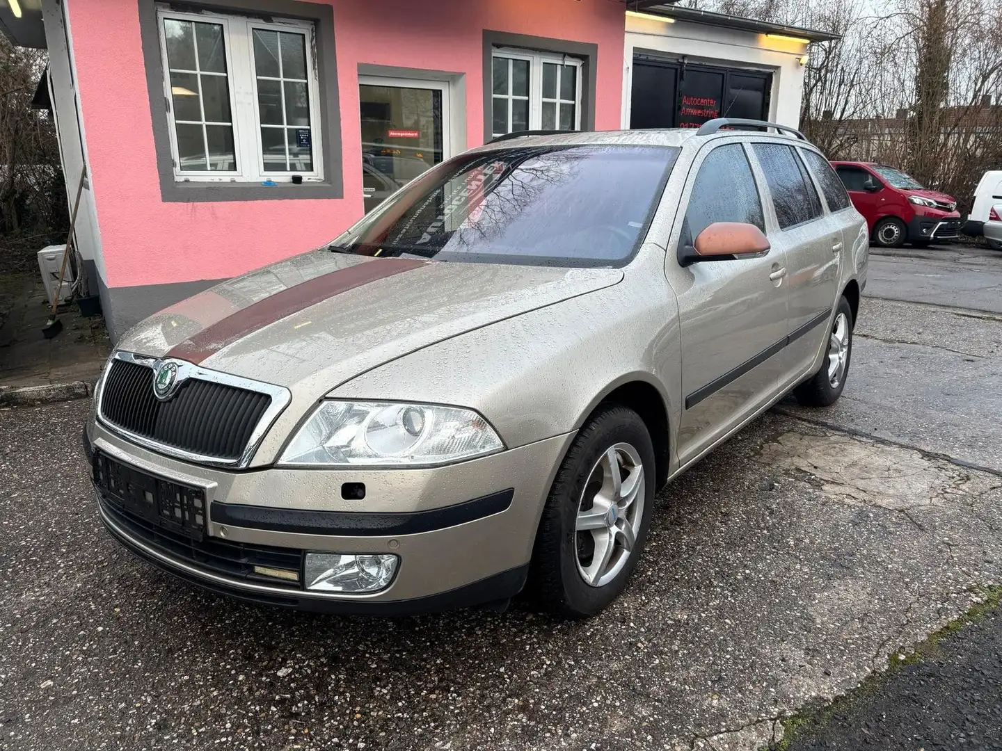 Skoda Octavia Combi Elegance Beige - 1
