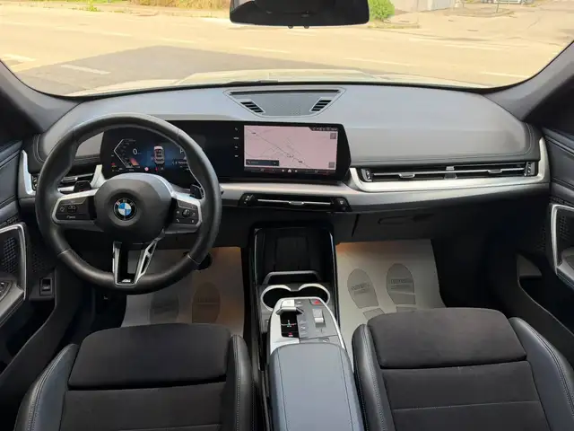 BMW X1 view 9