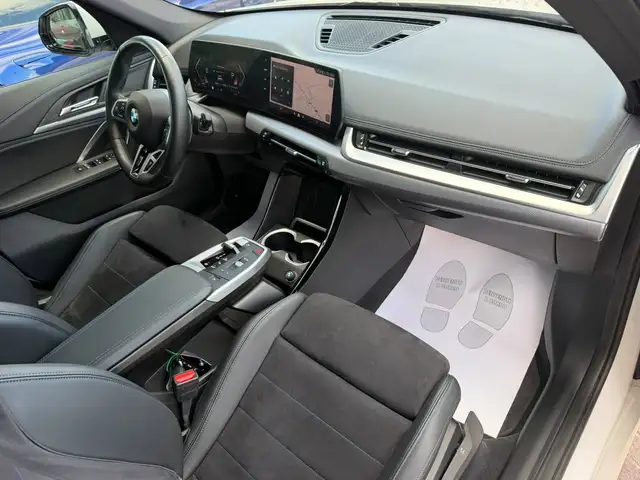 BMW X1 view 10