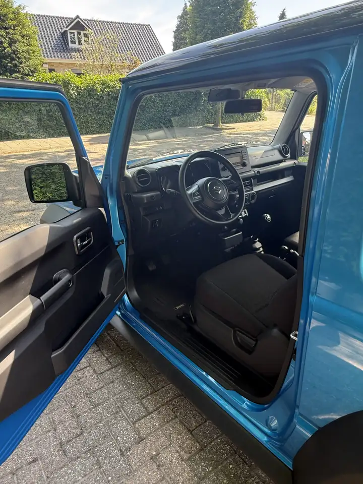 Suzuki Jimny 2024
