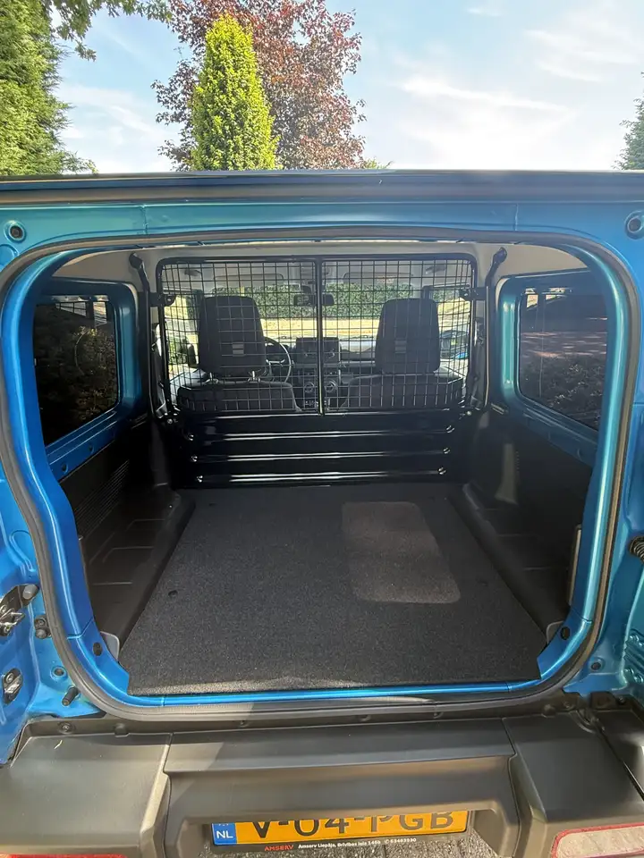 Suzuki Jimny 2024 — фото 10