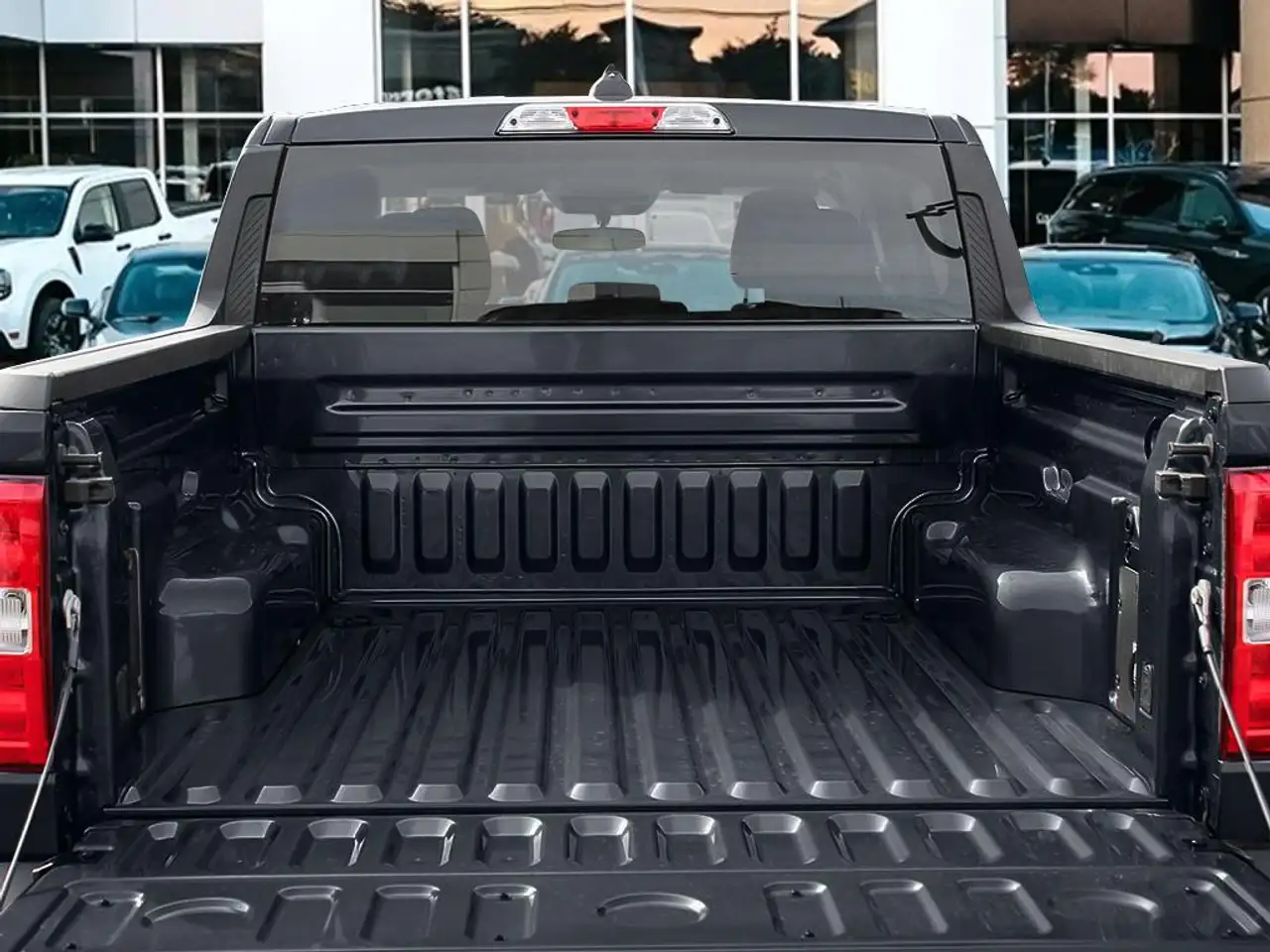 Ford Maverick снимка Ford Maverick