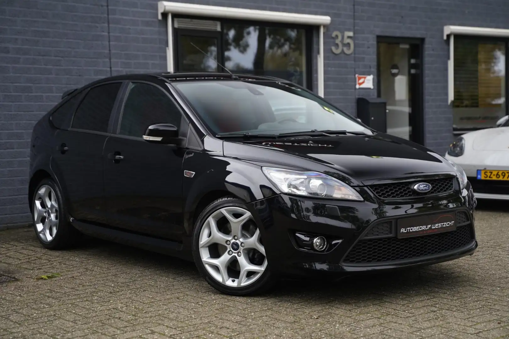 Ford Focus 2.5 ST 225pk, Navigatie, Camera, Nette staat! Noir - 2