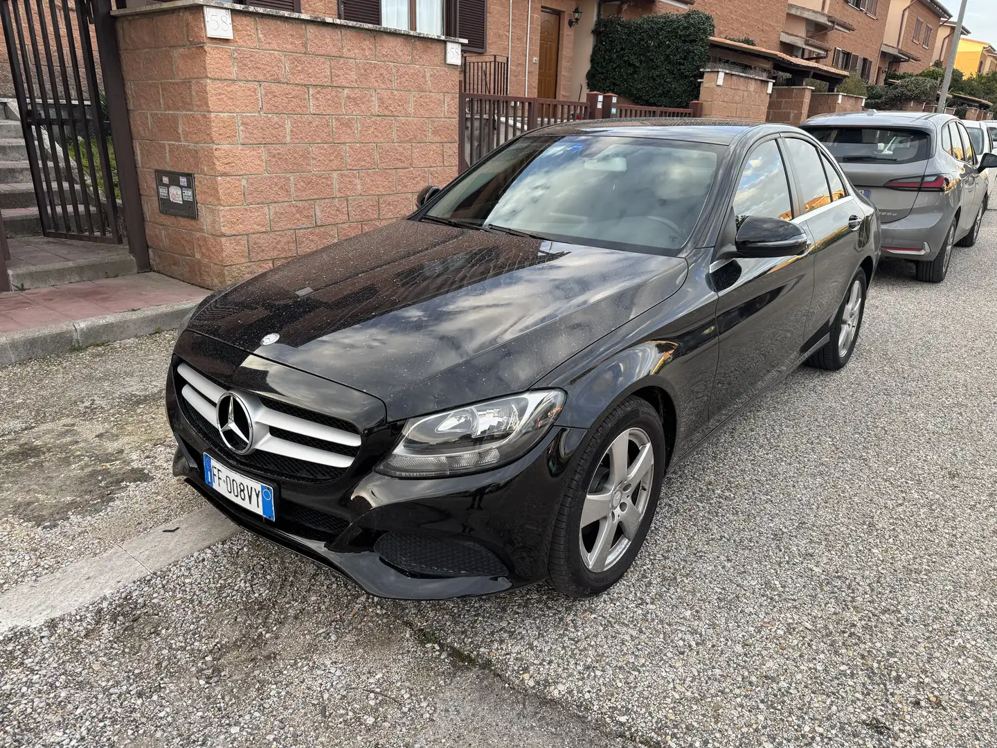 Mercedes-Benz C 180 d Auto Premium - 2