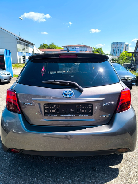 Toyota Yaris Lounge Hybrid — photo 6
