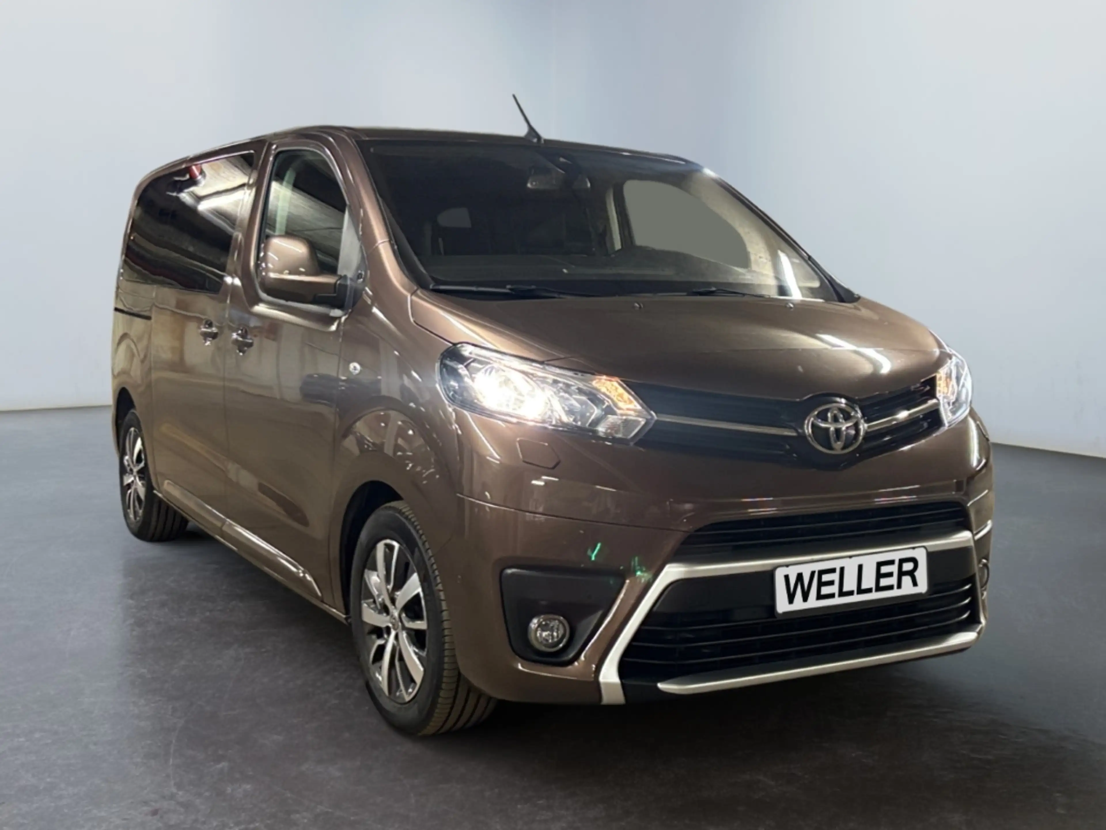 Toyota Proace 2.0 Verso L1 Team D *PDC v&h*Tempo*Klima* — photo 3