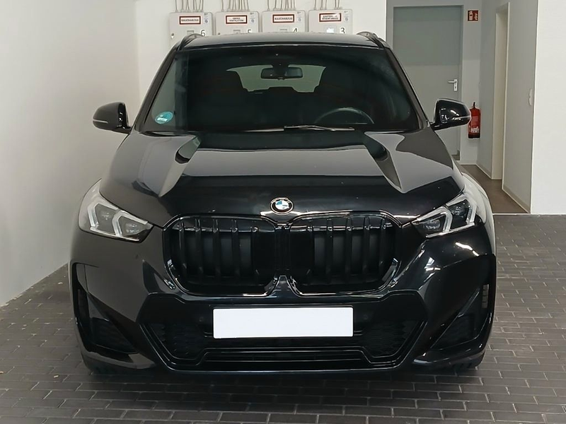 BMW X1 23xd M Sport AHK ACC DA+ SHZ QI ALARM MEMORY — photo 3