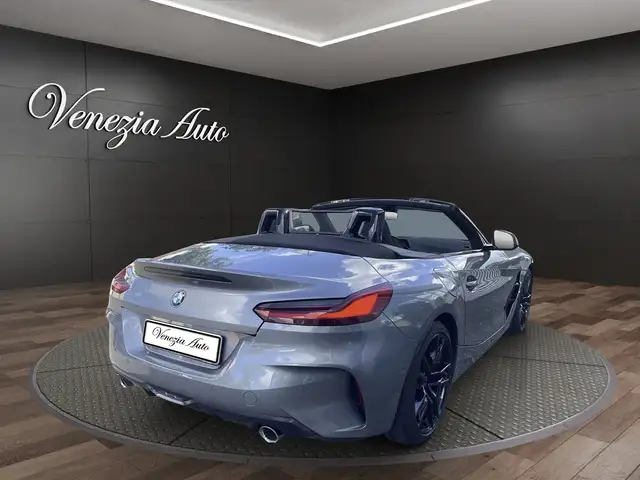BMW Z4 view 4