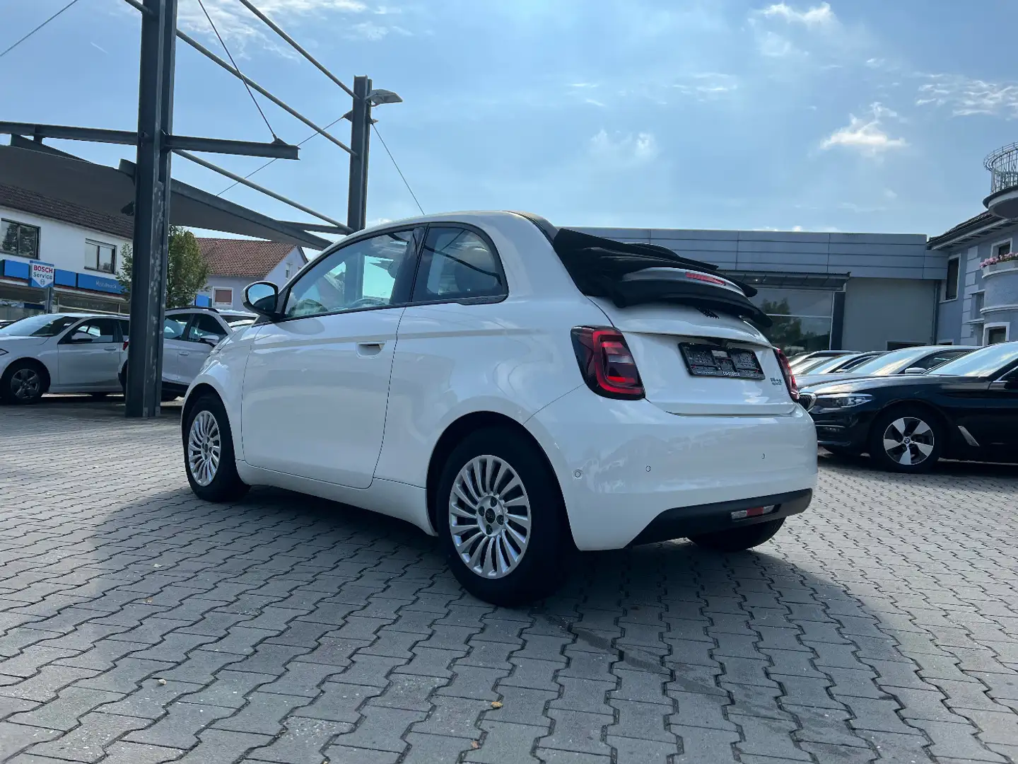 Fiat 500C Cabrio Elektro *Sitzh. Klimaauto DAB+ PDC* Weiß - 2