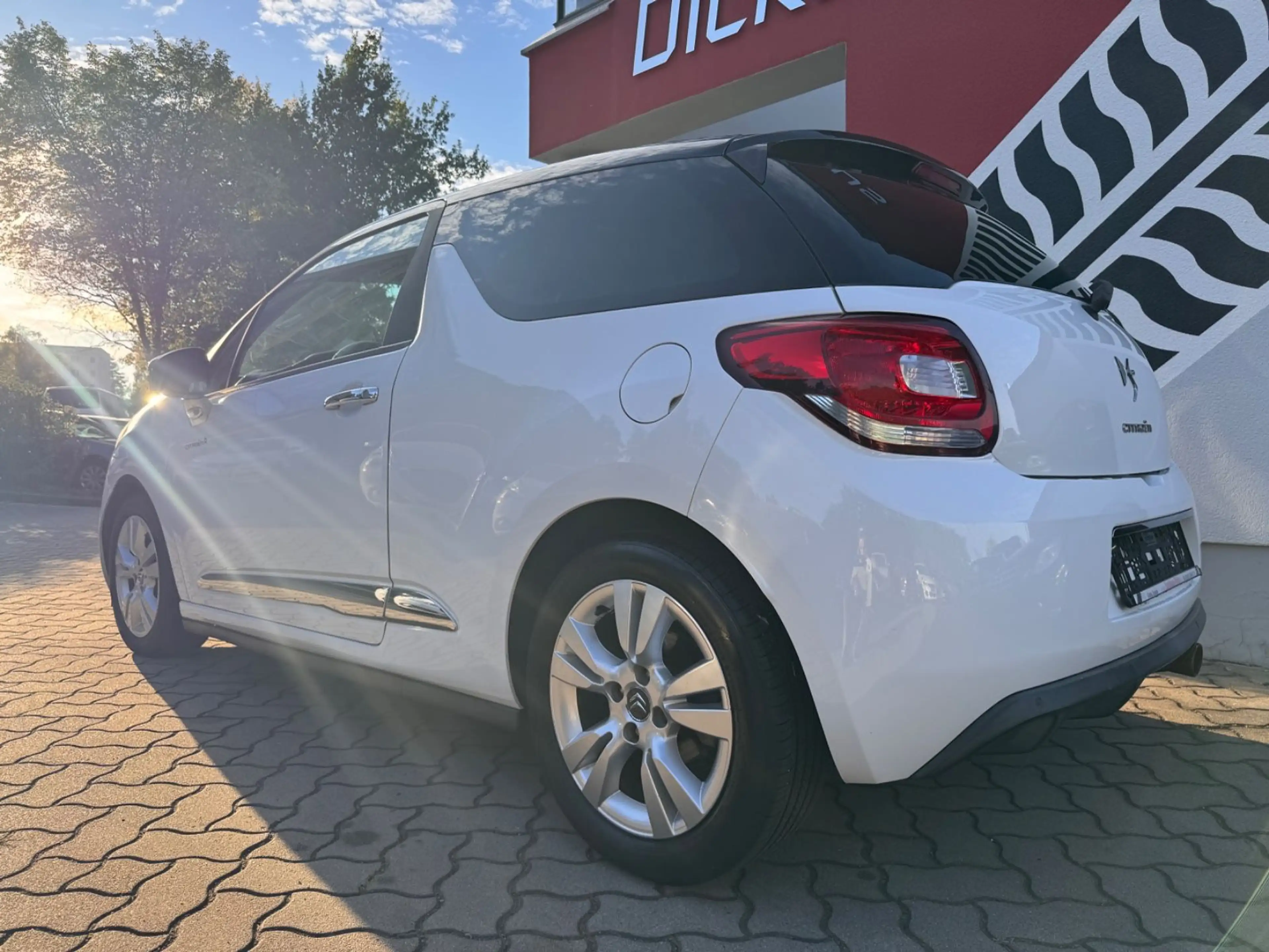Citroen DS3 SoChic Klimaautomatik Tempom — photo 8
