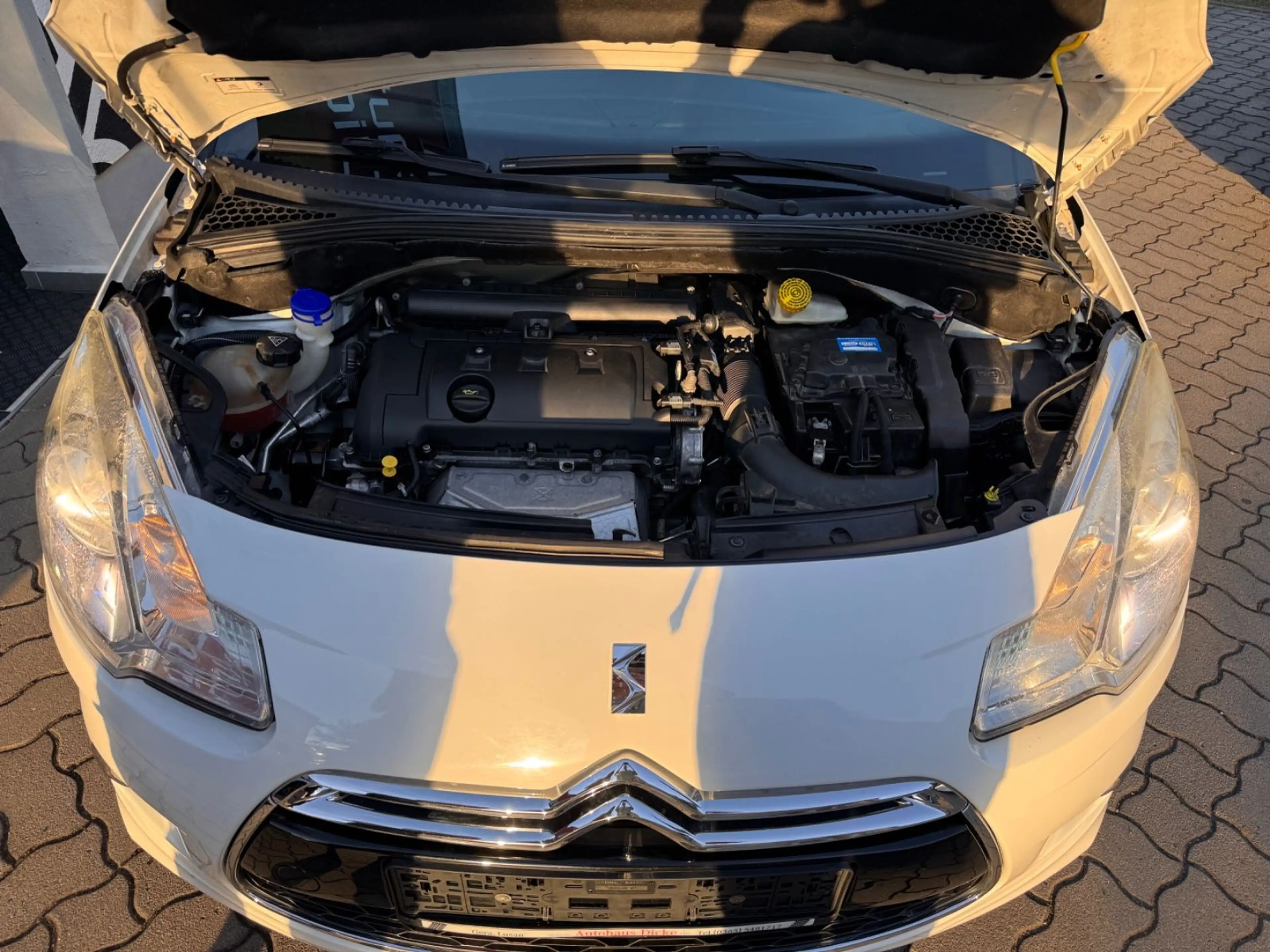 Citroen DS3 SoChic Klimaautomatik Tempom — photo 12