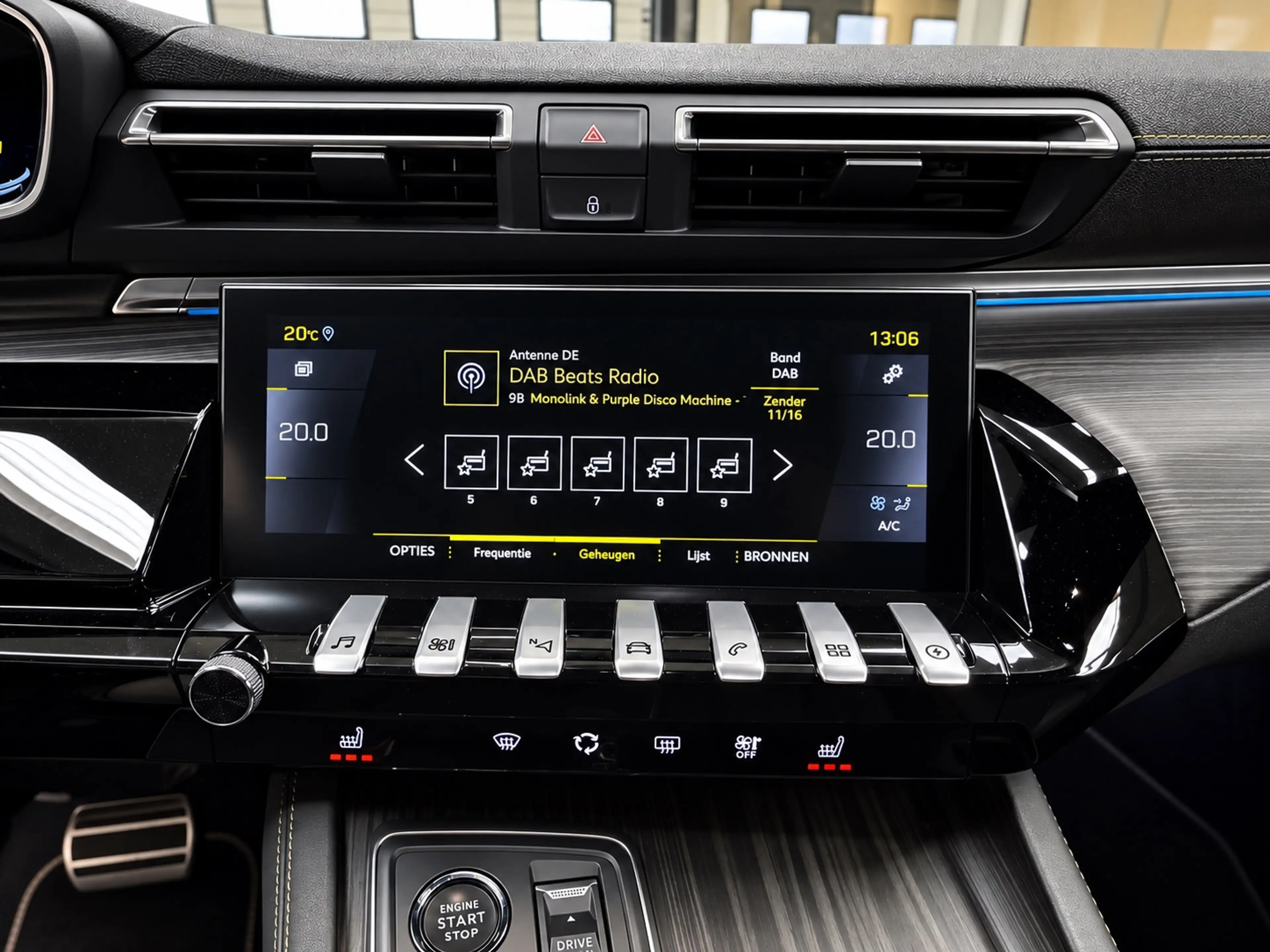 Peugeot 508 SW 1.6 HYbrid Peugeot Sport Engineered |360pk 4X4 — photo 27