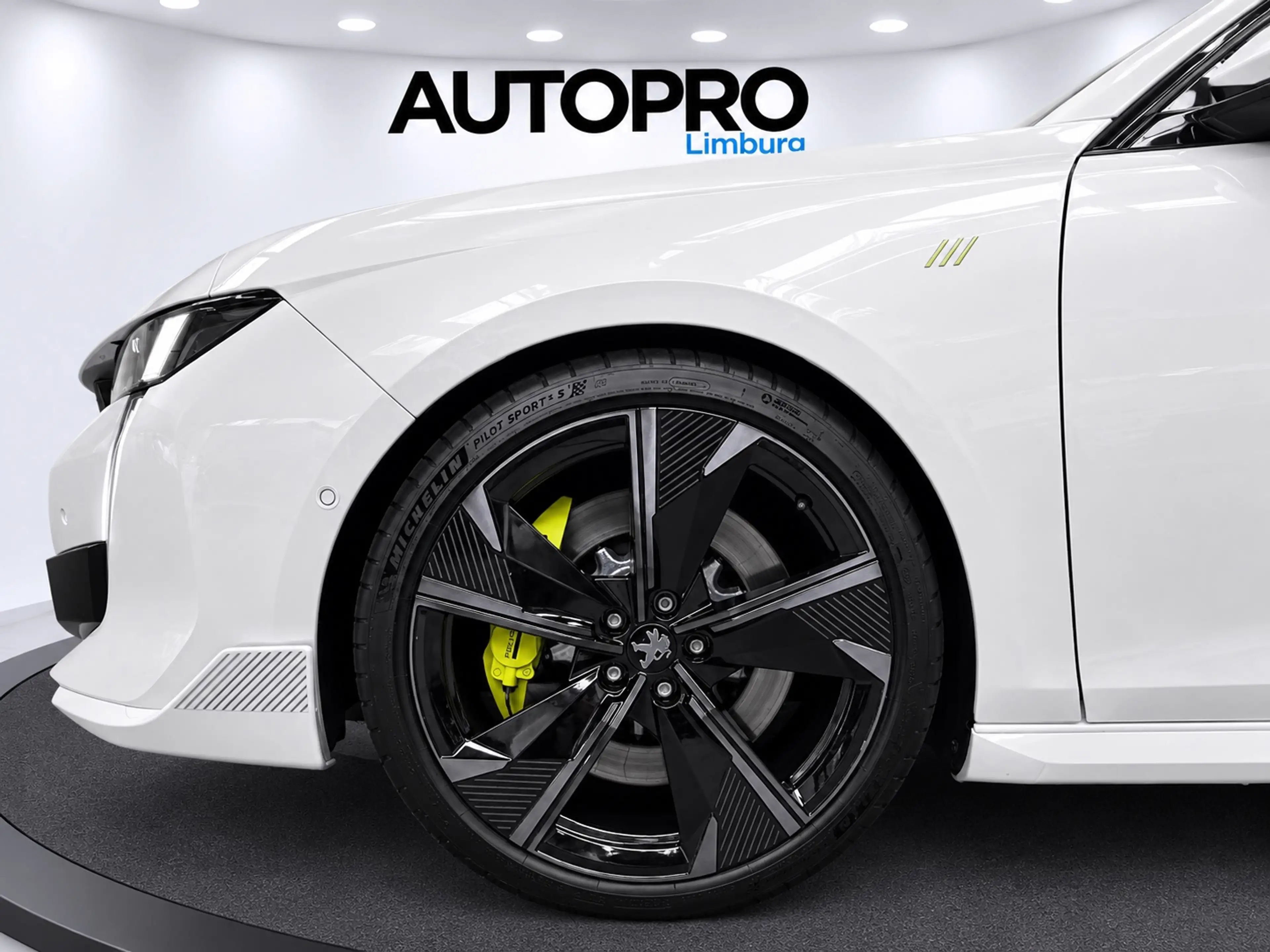 Peugeot 508 SW 1.6 HYbrid Peugeot Sport Engineered |360pk 4X4 — photo 11