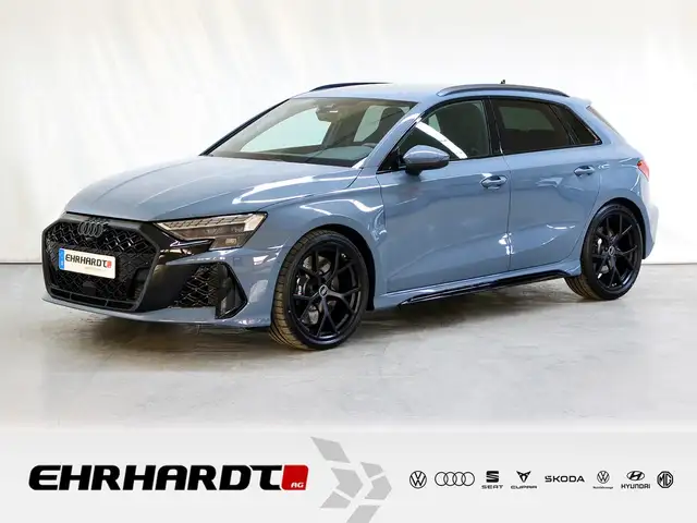 Audi RS3 Sportback 400 PS MATRIX*NAV*SHZ*ACC*PARKLENK*KA...