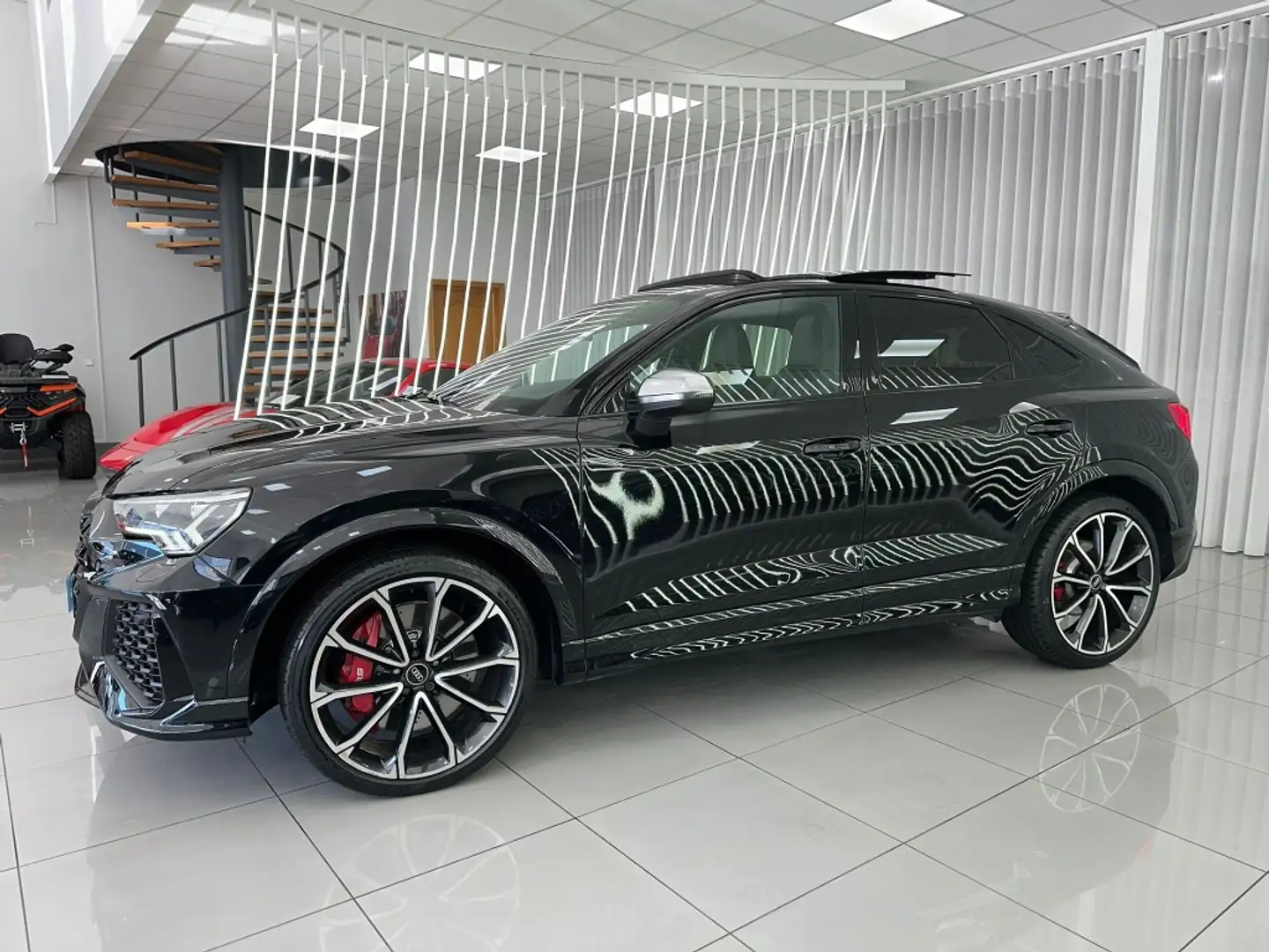 Audi RS Q3 Sportback 2.5 TFSI quattro S tronic Schwarz - 2