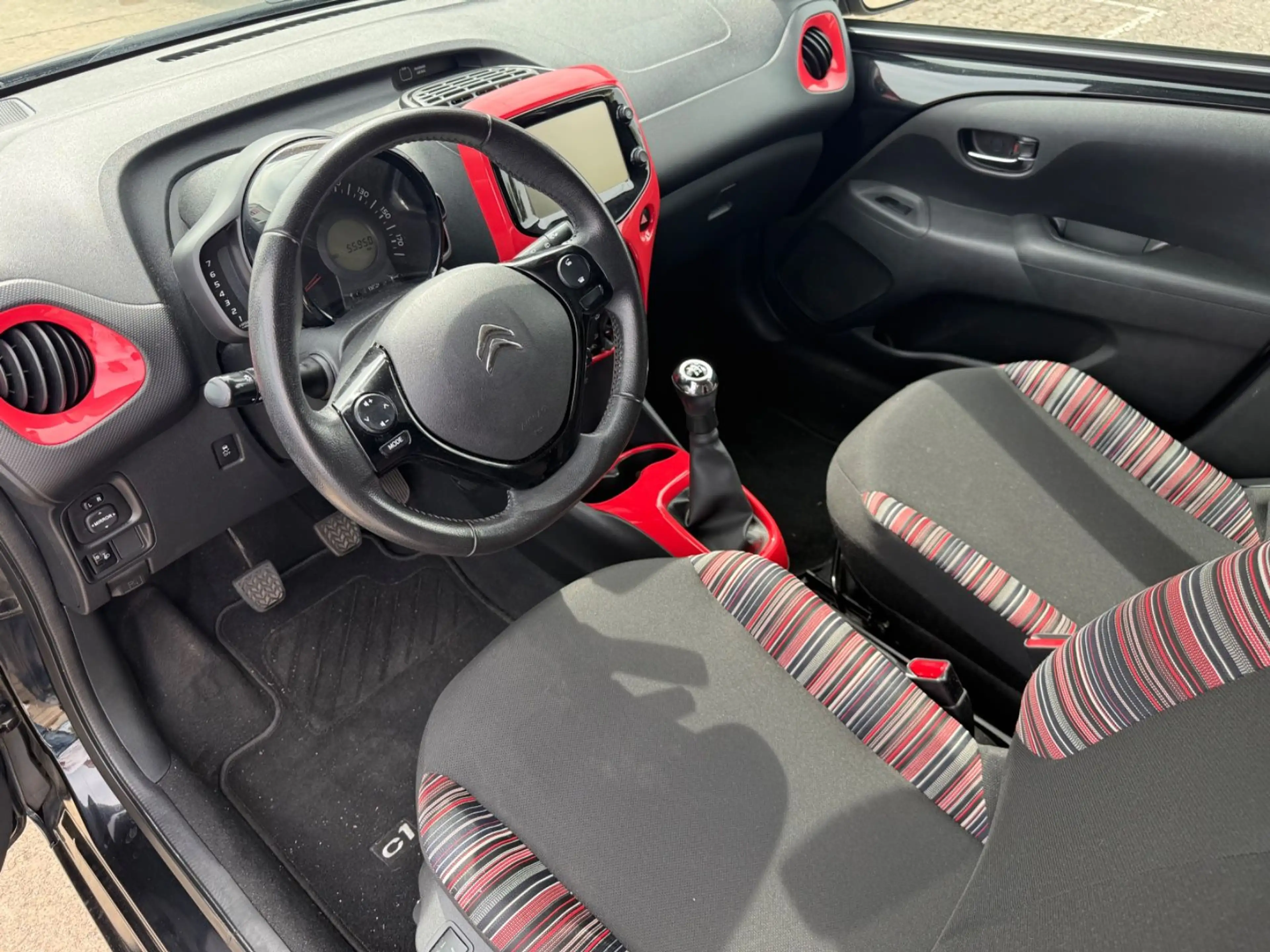 Citroen C1 Airscape Shine / PANORAMASCHIEBEDACH / — photo 10