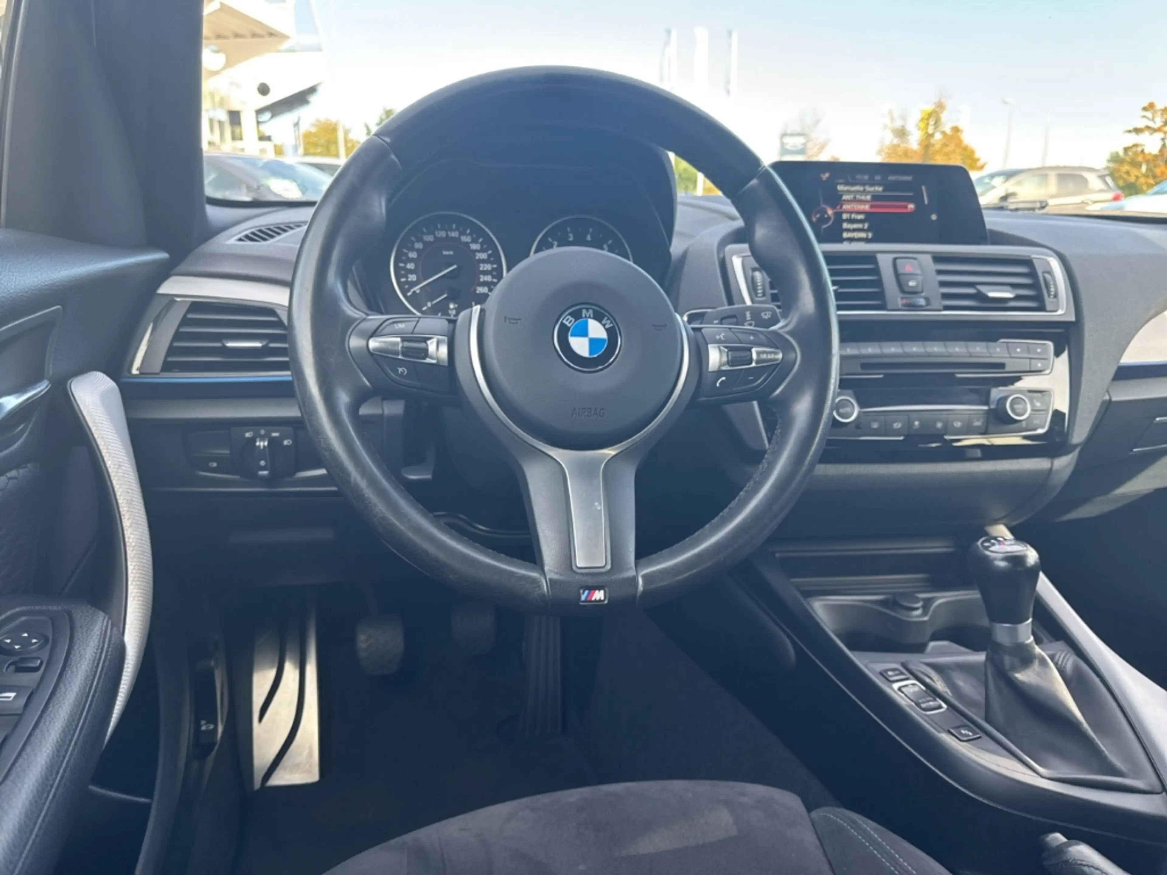 BMW 140 1er SHZ+PDC+LED+NAVI+KLIMA — photo 15