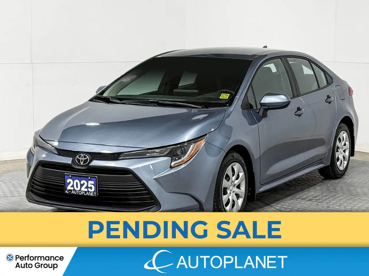 2025 Toyota Corolla LE — photo 1