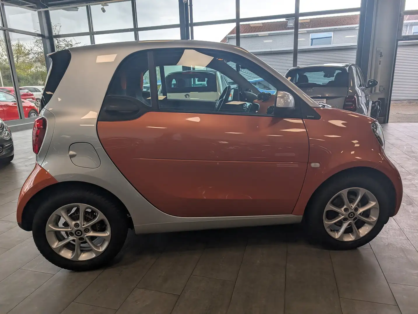 smart forTwo smart fortwo coupe coupe passion Naranja - 2