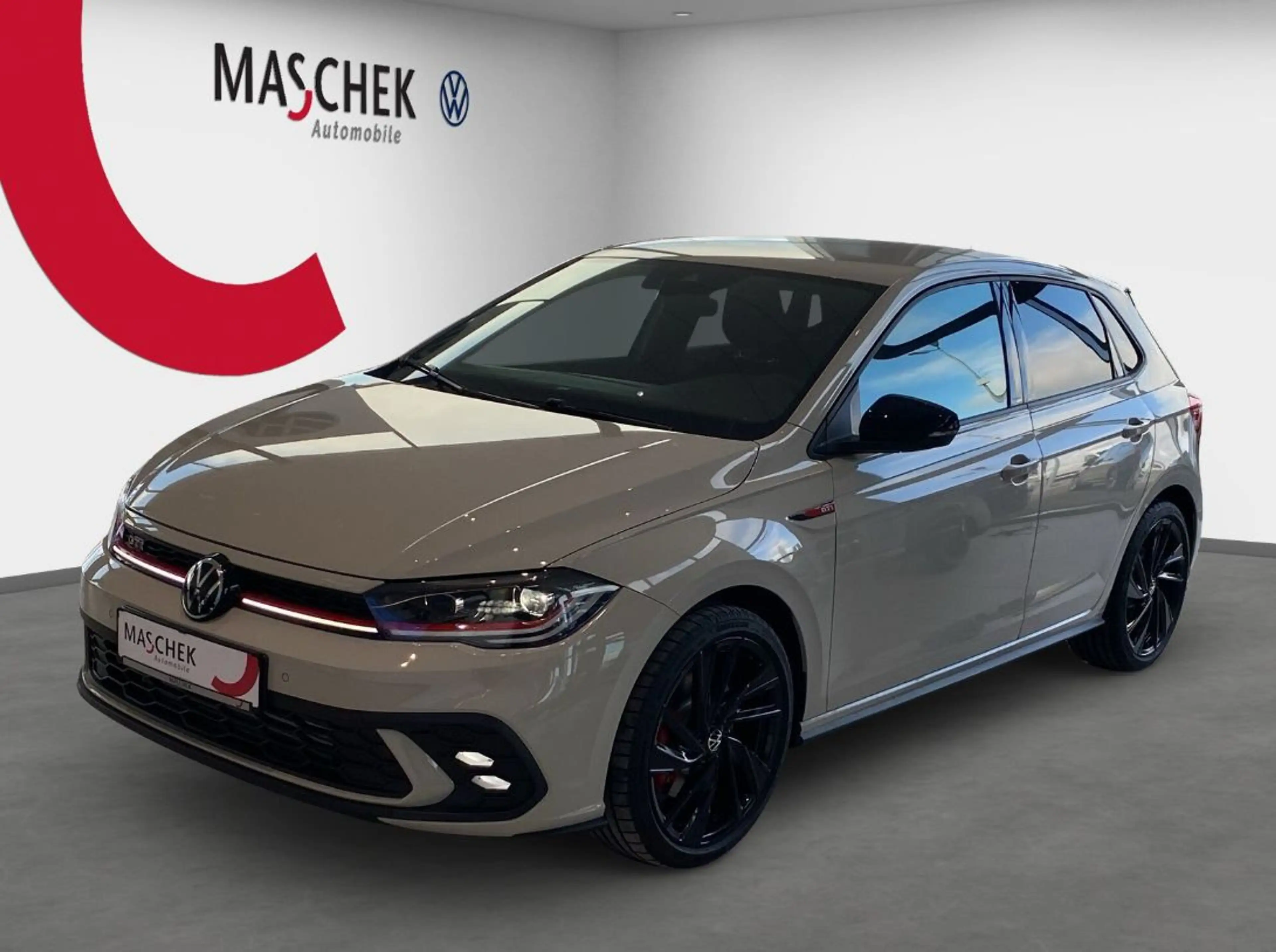 Volkswagen Polo GTI 2.0 TSI DSG App-Connect Black Style IQ-LIGHT App-C — photo 2