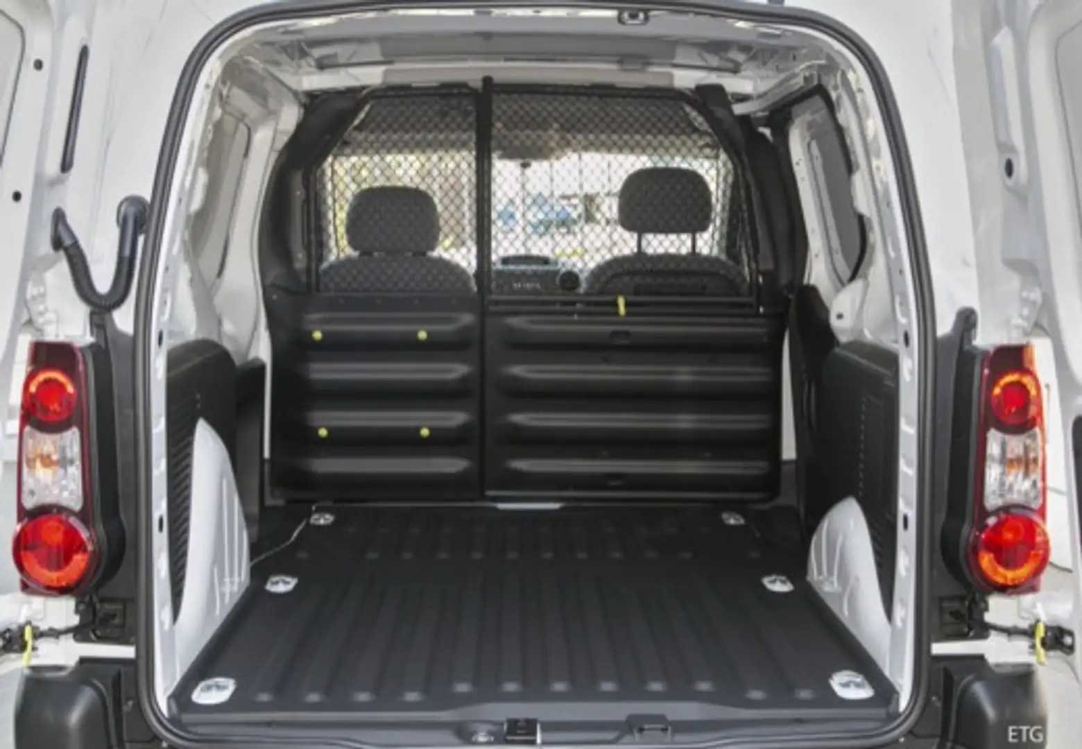 Peugeot Partner 1.5BlueHDI Pro Standard 600kg 75 Blanco - 1